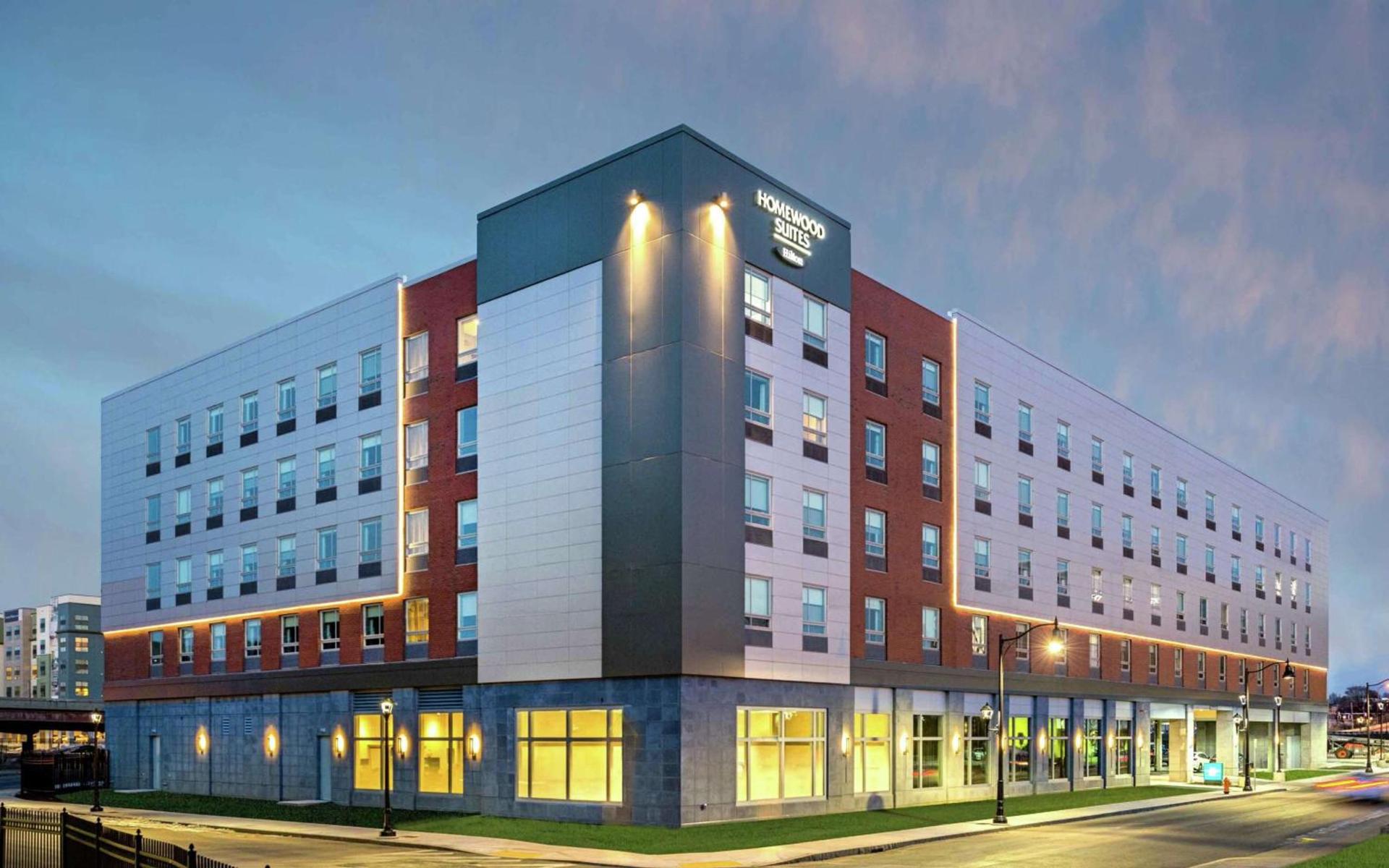 Homewood Suites By Hilton Boston Logan Airport Chelsea — hotel in Chelsea