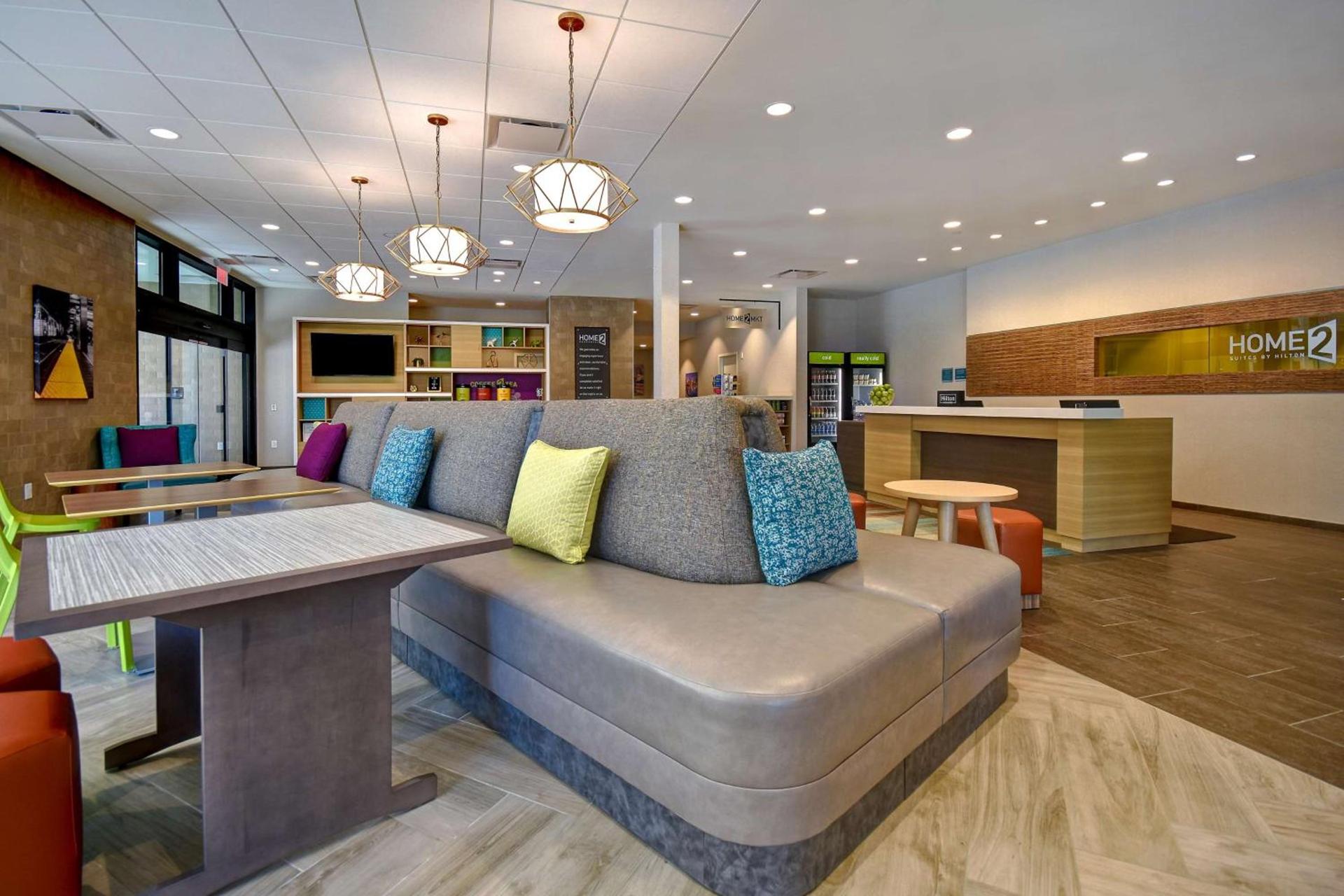 Home2 Suites By Hilton Boston South Bay photo 11