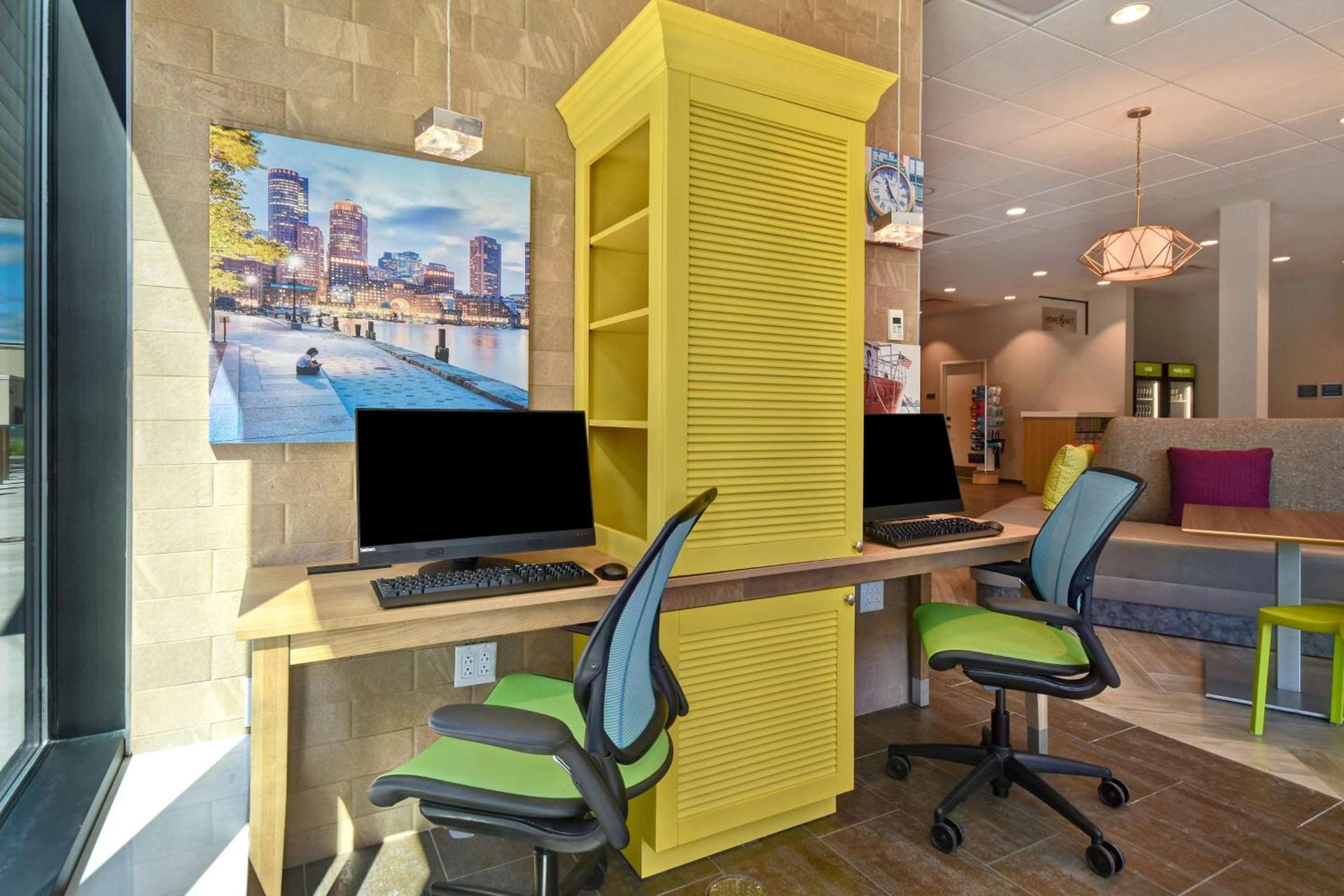 Home2 Suites By Hilton Boston South Bay photo 13