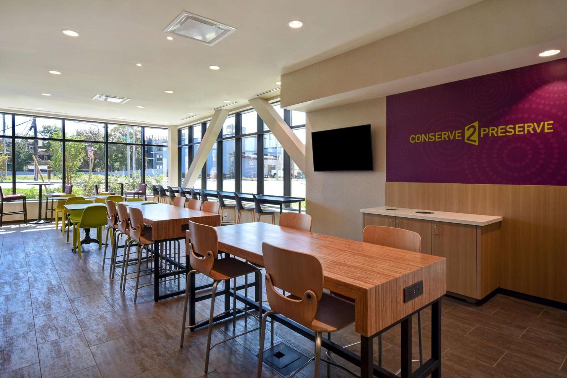 Home2 Suites By Hilton Boston South Bay photo 18