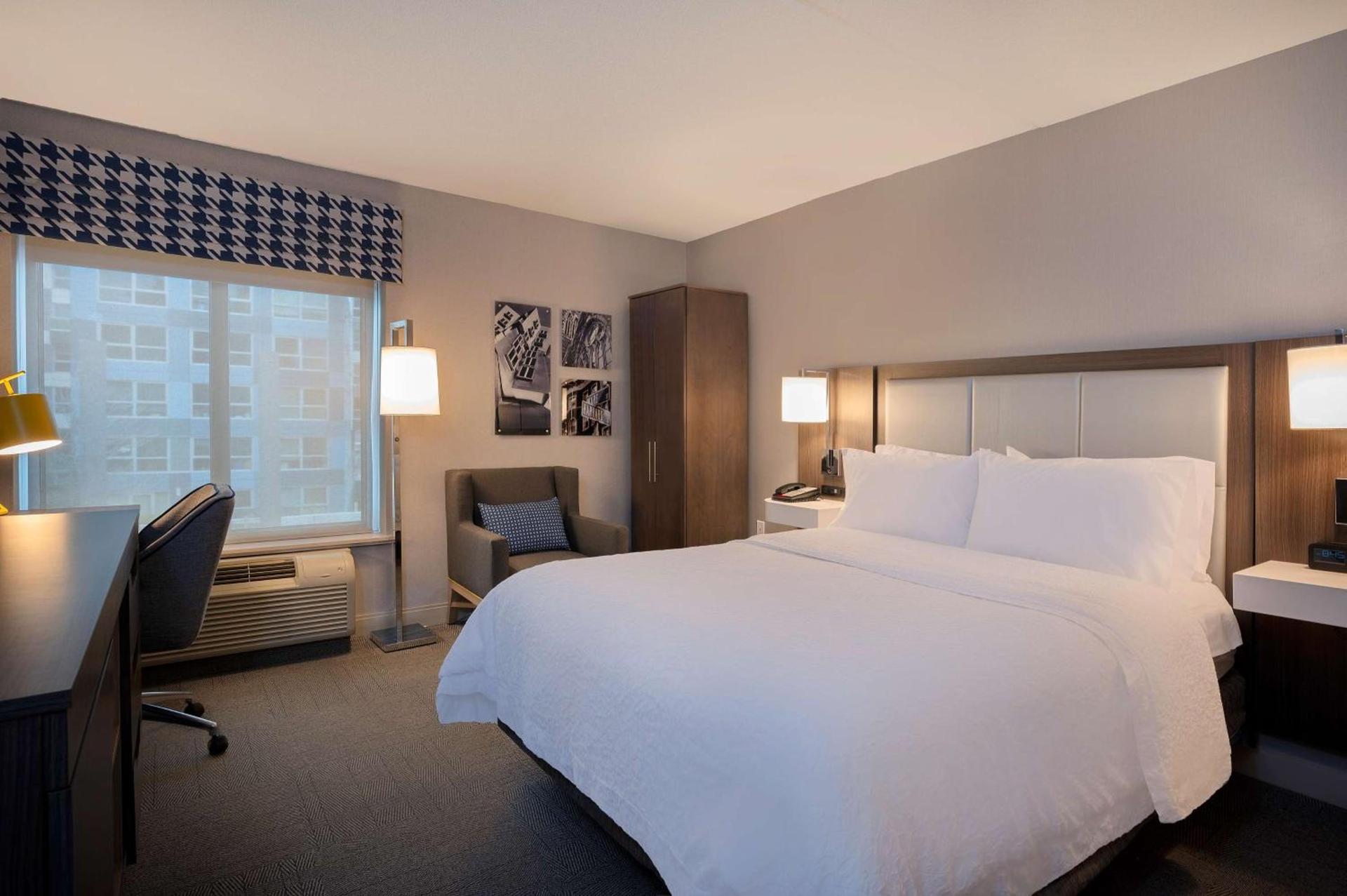 Hampton Inn by Hilton Boston/Cambridge photo 14