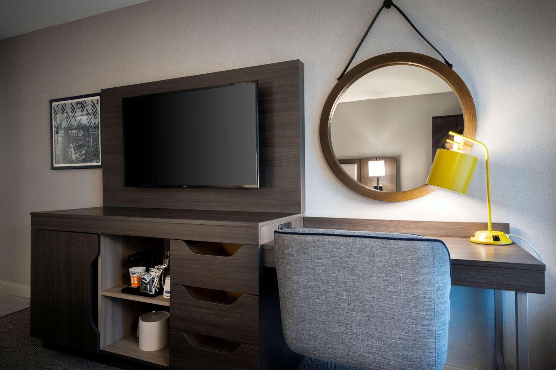 Hampton Inn by Hilton Boston/Cambridge photo 15