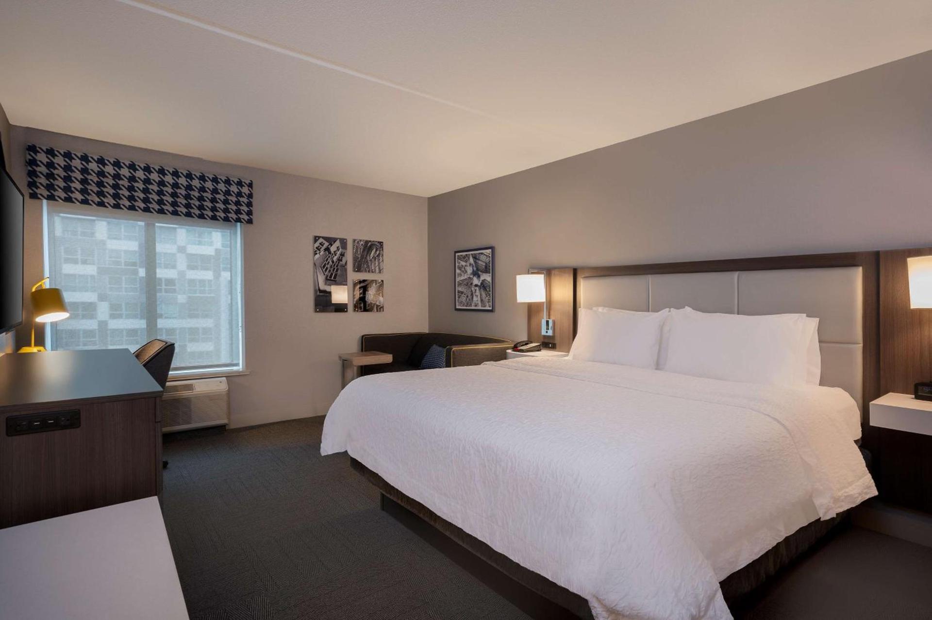 Hampton Inn by Hilton Boston/Cambridge photo 17