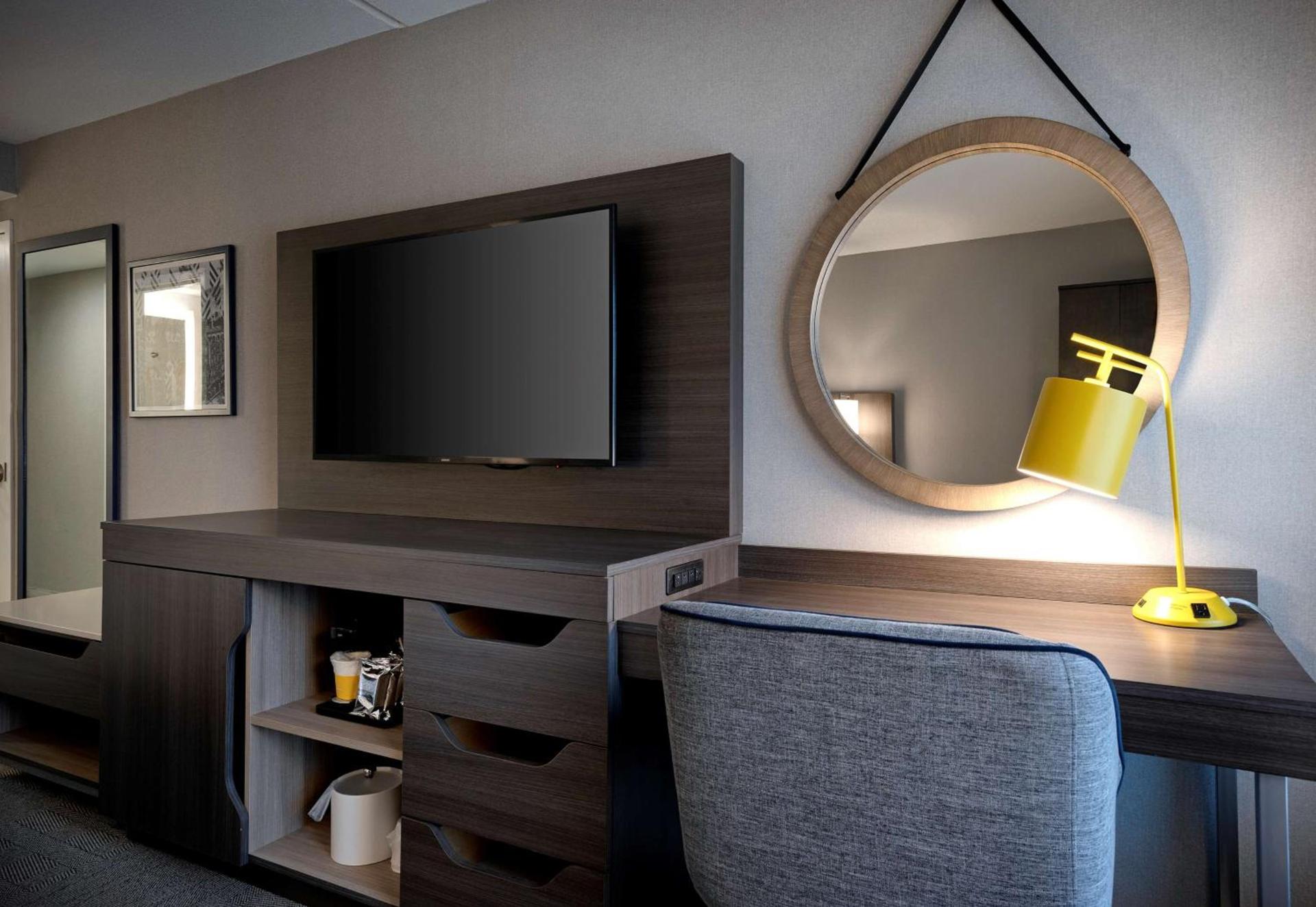 Hampton Inn by Hilton Boston/Cambridge photo 23