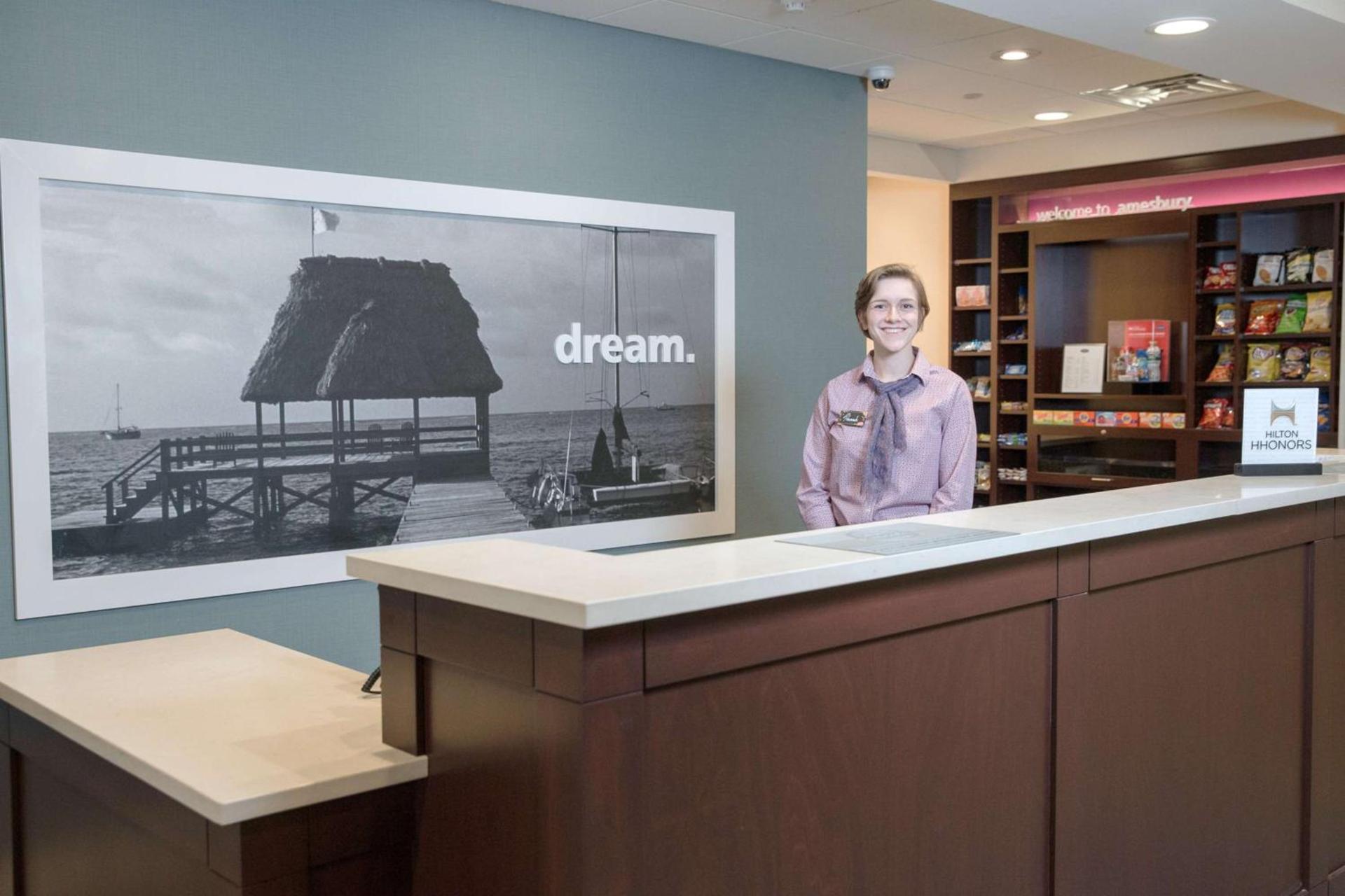 Hampton Inn by Hilton Amesbury, MA photo 4