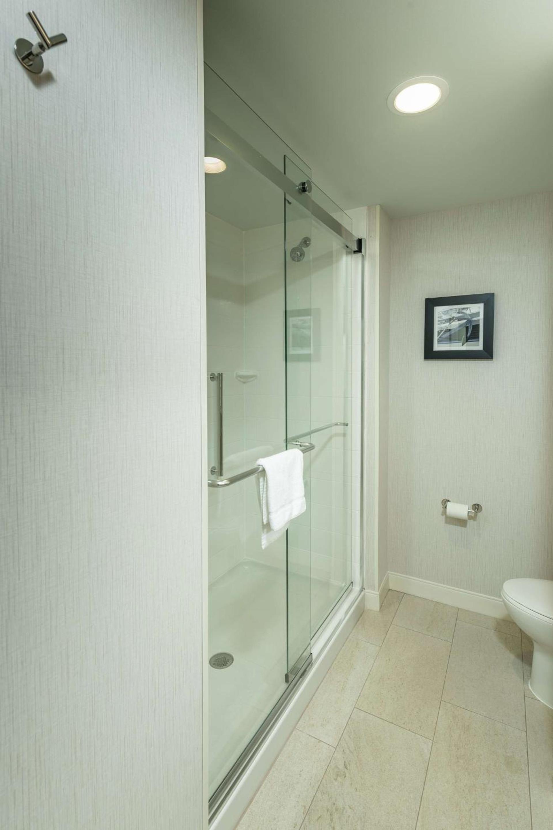 Hampton Inn by Hilton Amesbury, MA photo 16