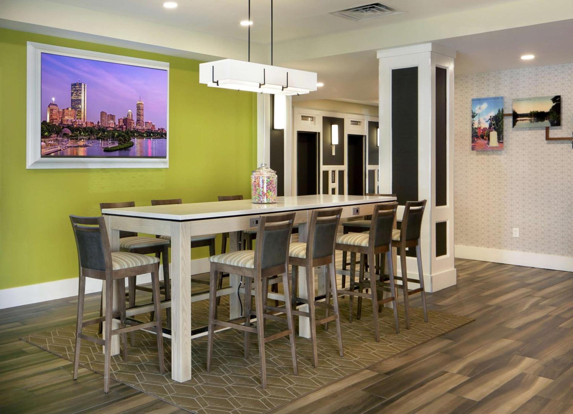 Hampton Inn Boston-Natick photo 4