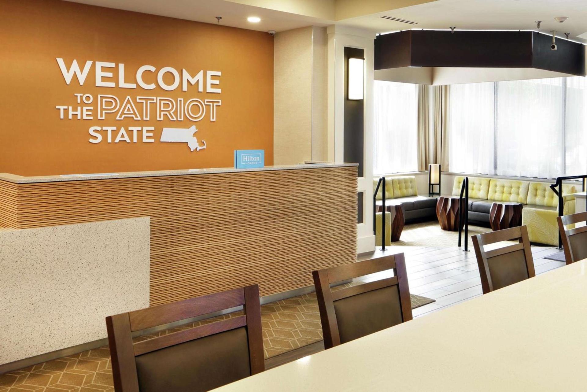 Hampton Inn Boston-Natick photo 5