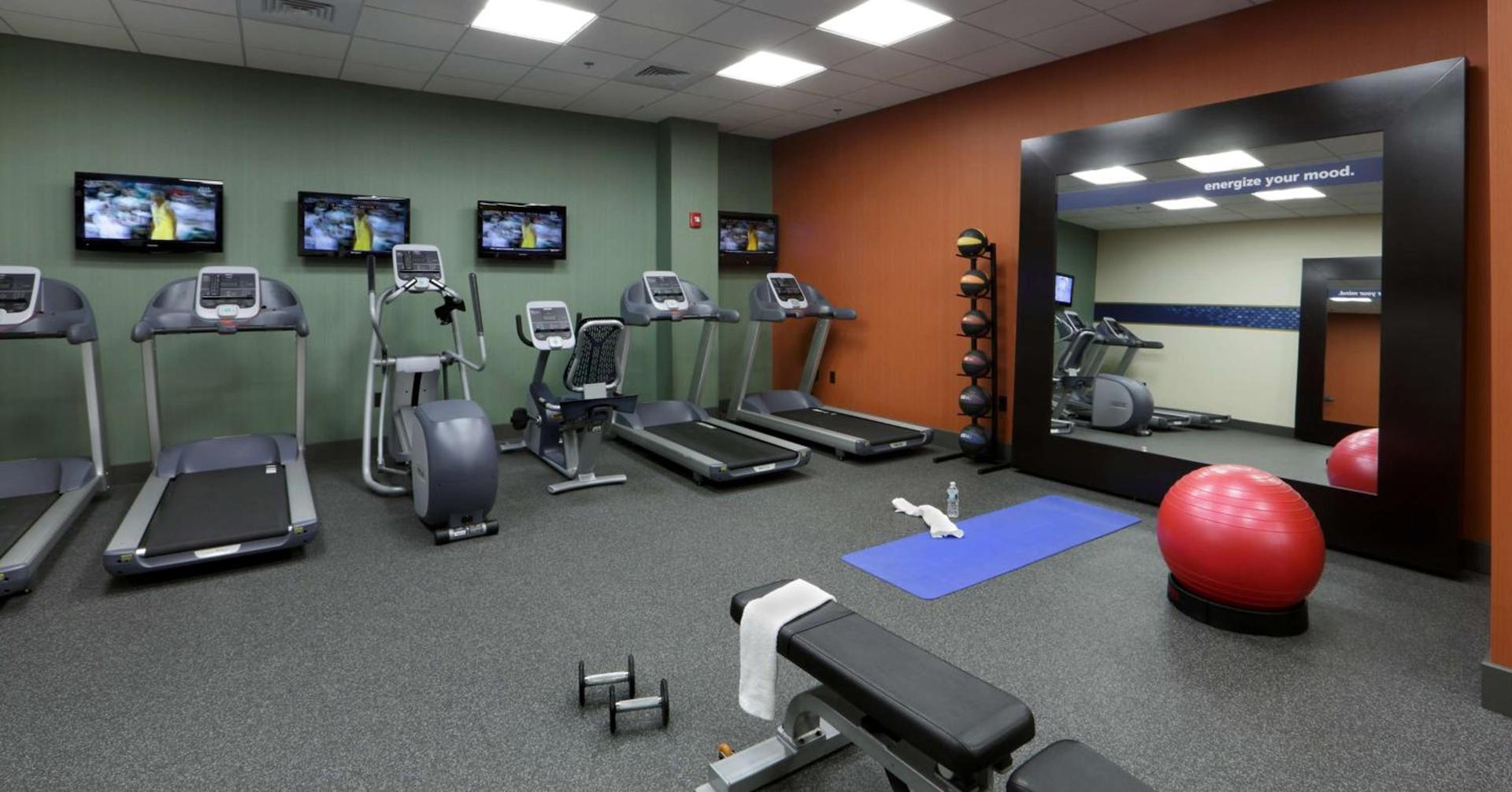 Hampton Inn Boston-Natick photo 12