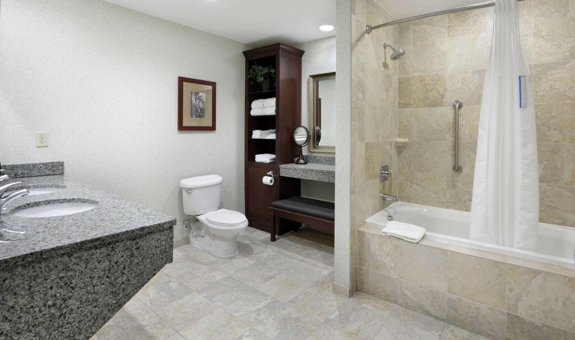 Hampton Inn Boston-Natick photo 15