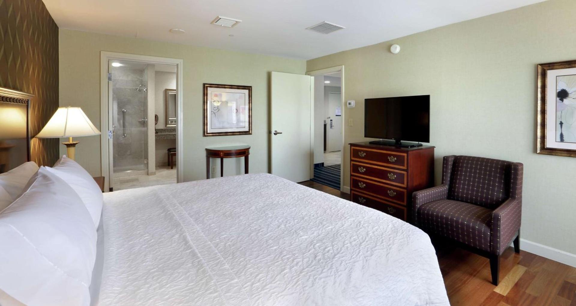 Hampton Inn Boston-Natick photo 24