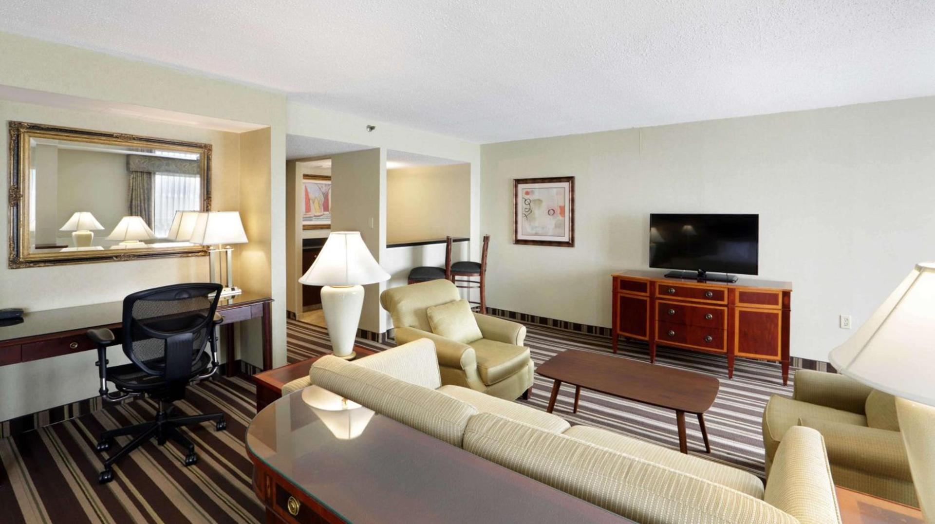 Hampton Inn Boston-Natick photo 29