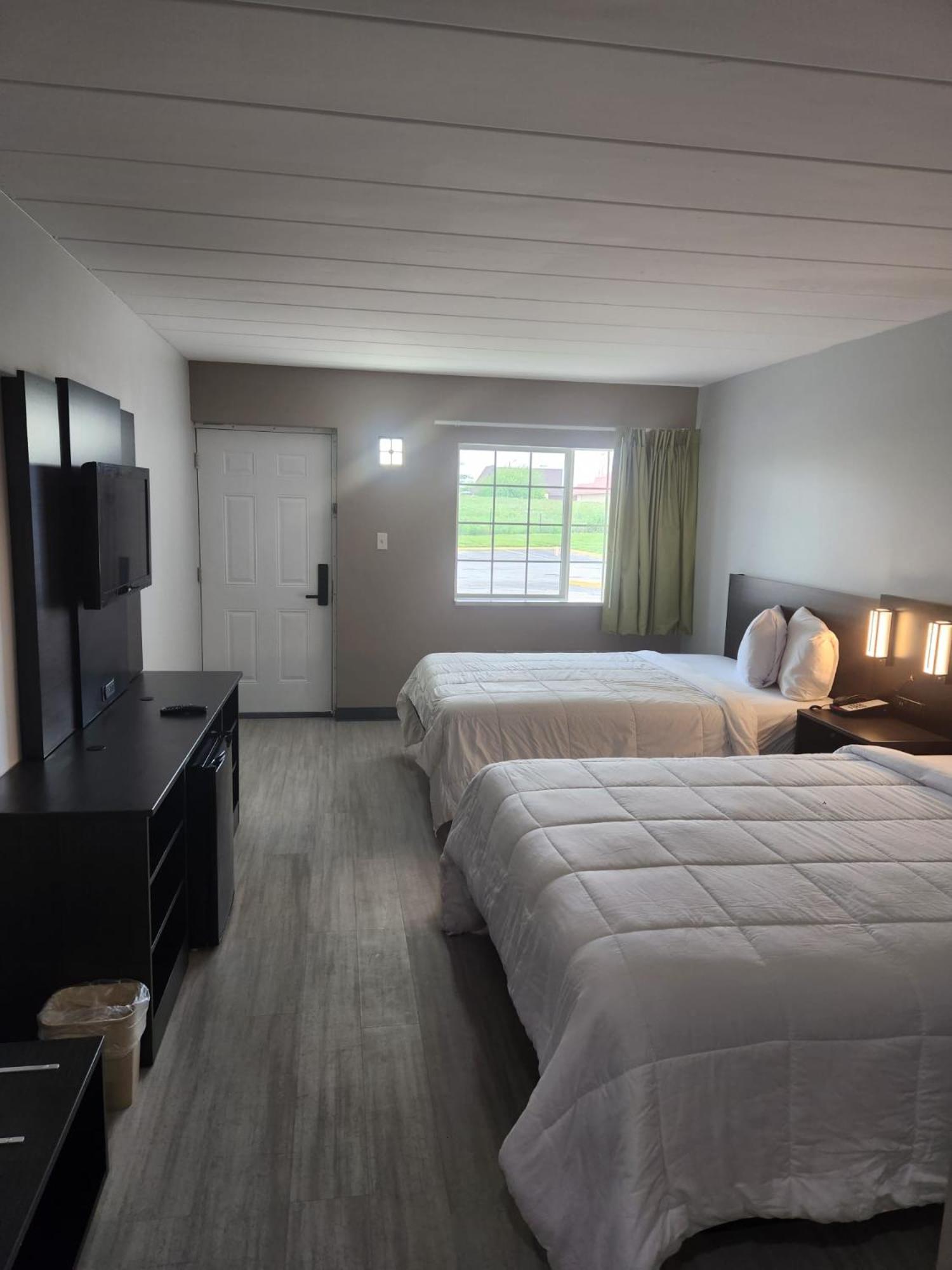 Royal Inn Hotel photo 3