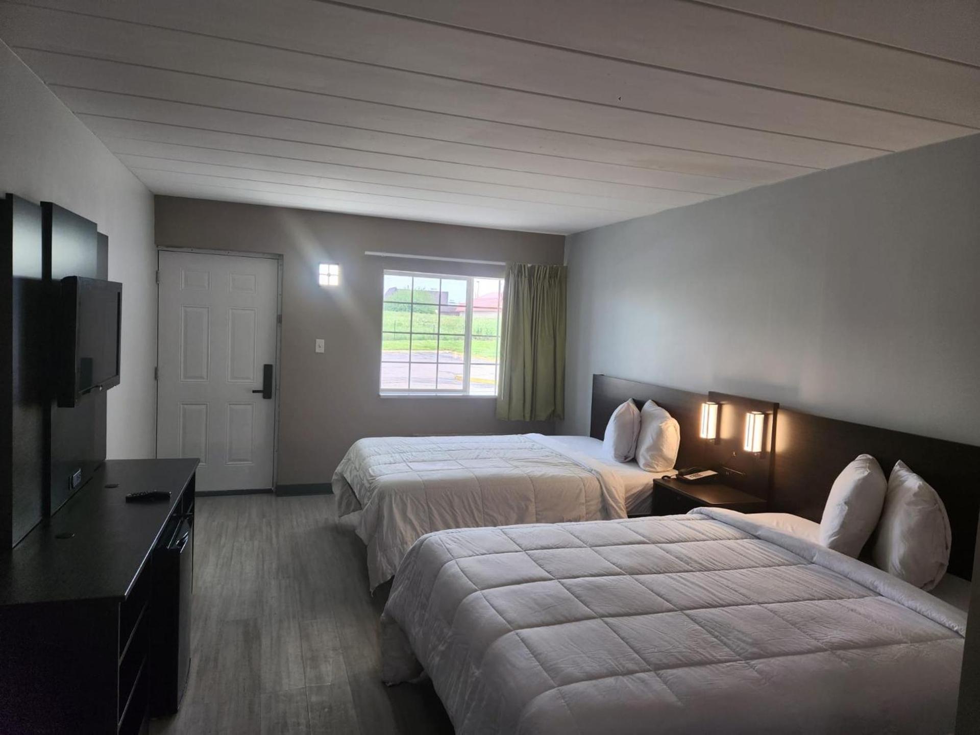 Royal Inn Hotel photo 4