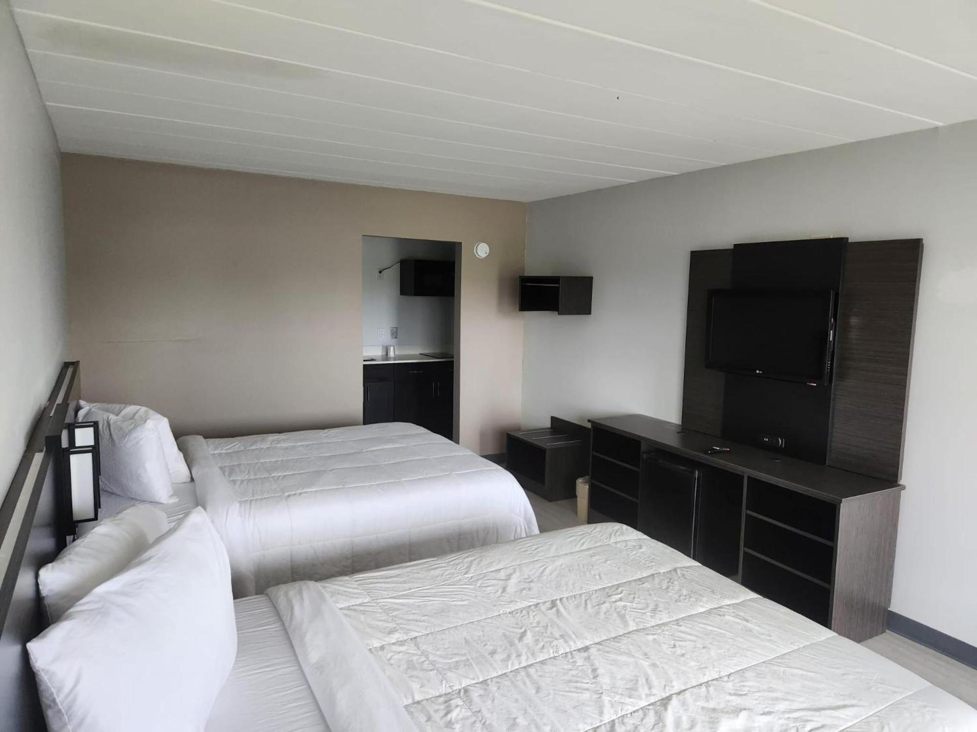 Royal Inn Hotel photo 5