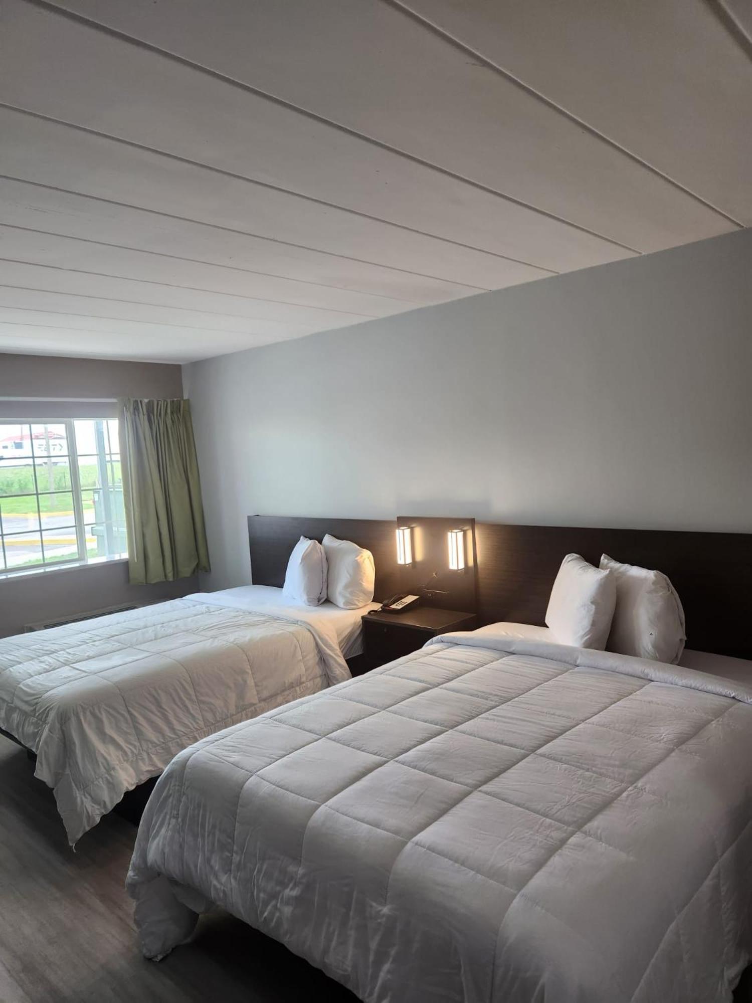 Royal Inn Hotel photo 6