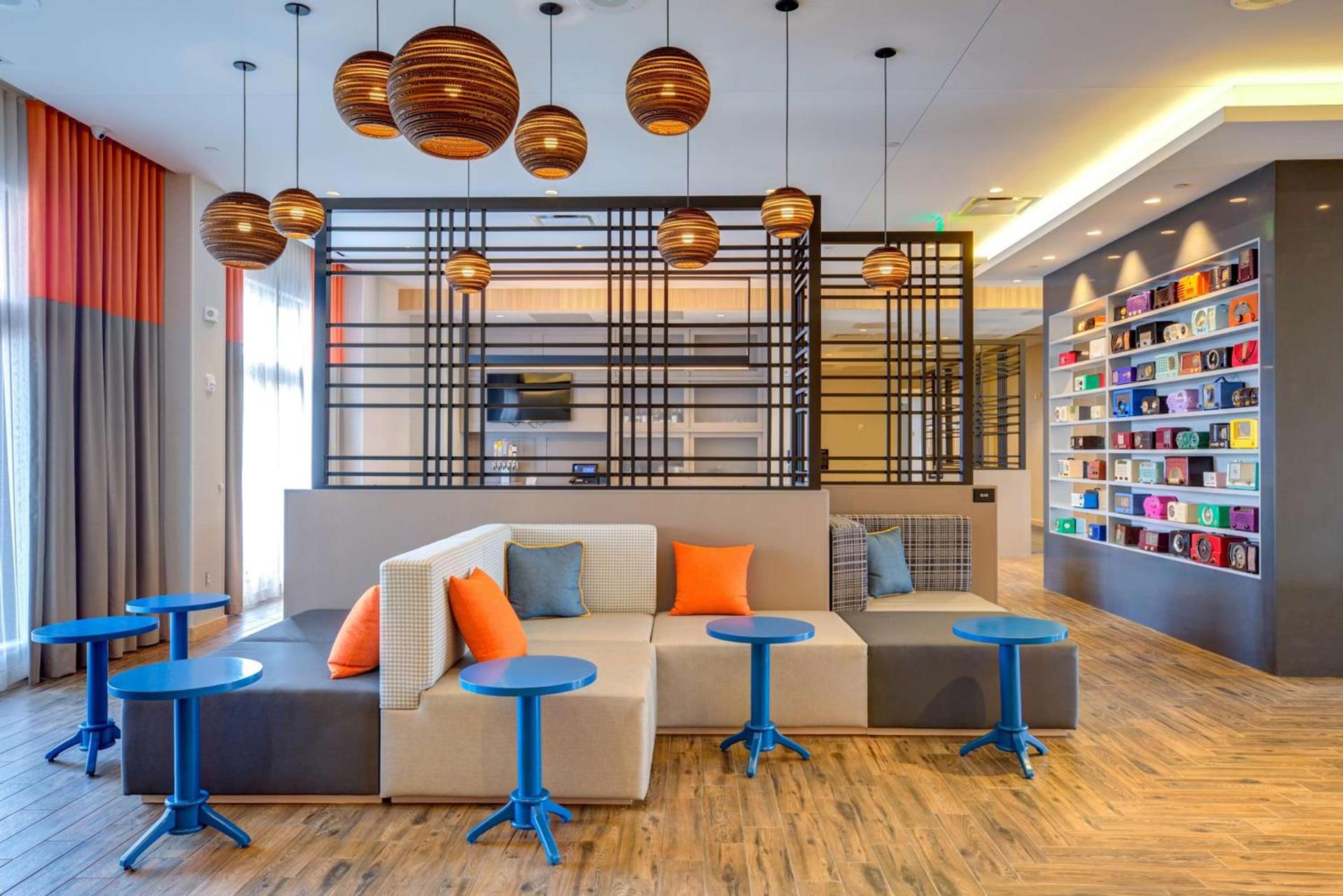 Hampton Inn & Suites Boston/Waltham photo 4