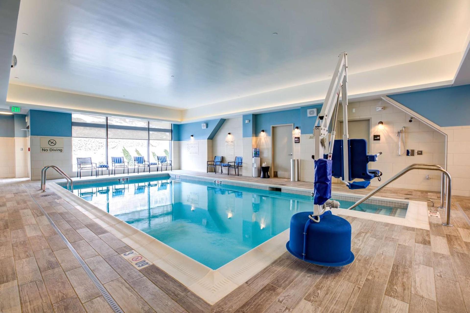 Hampton Inn & Suites Boston/Waltham photo 6