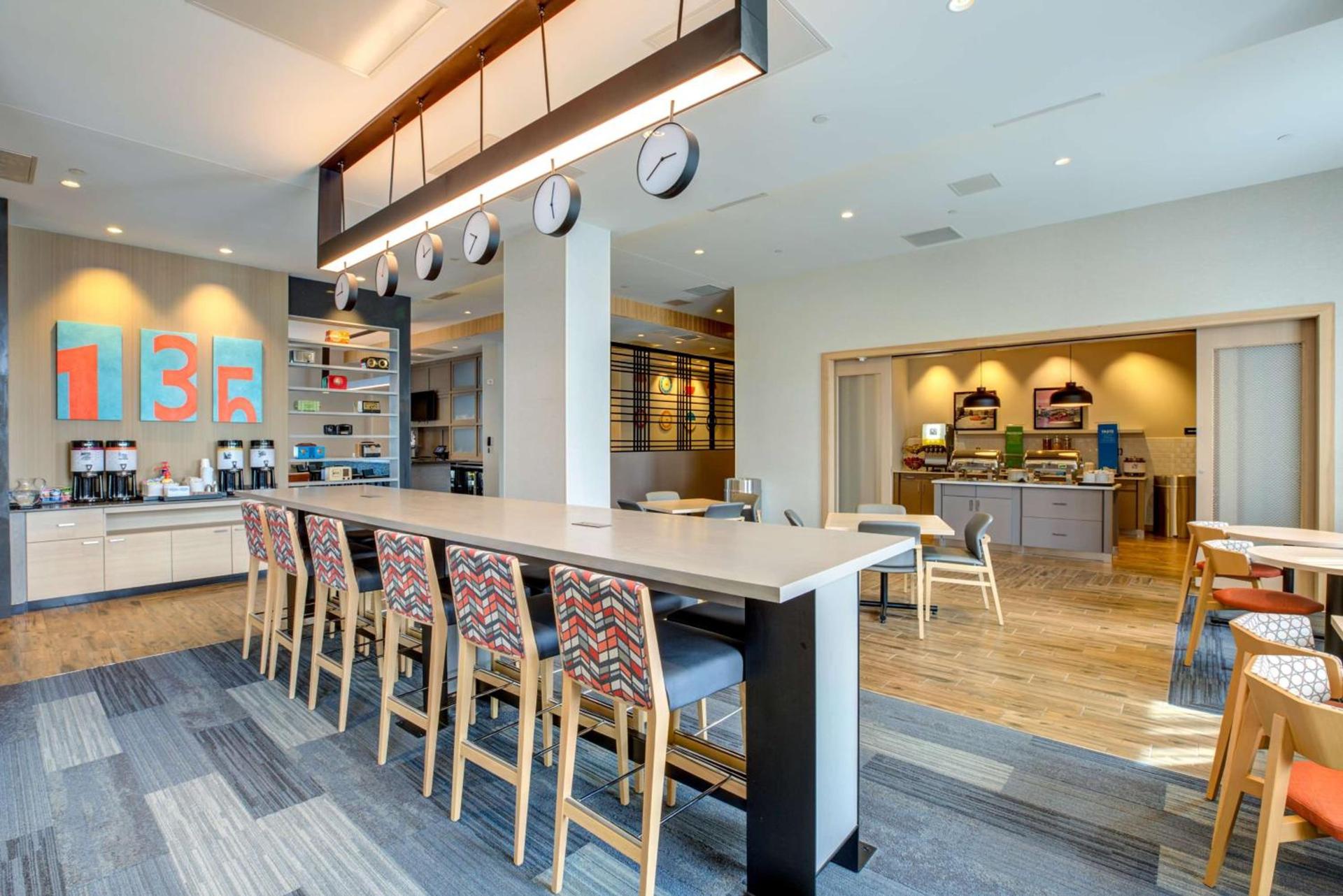 Hampton Inn & Suites Boston/Waltham photo 8