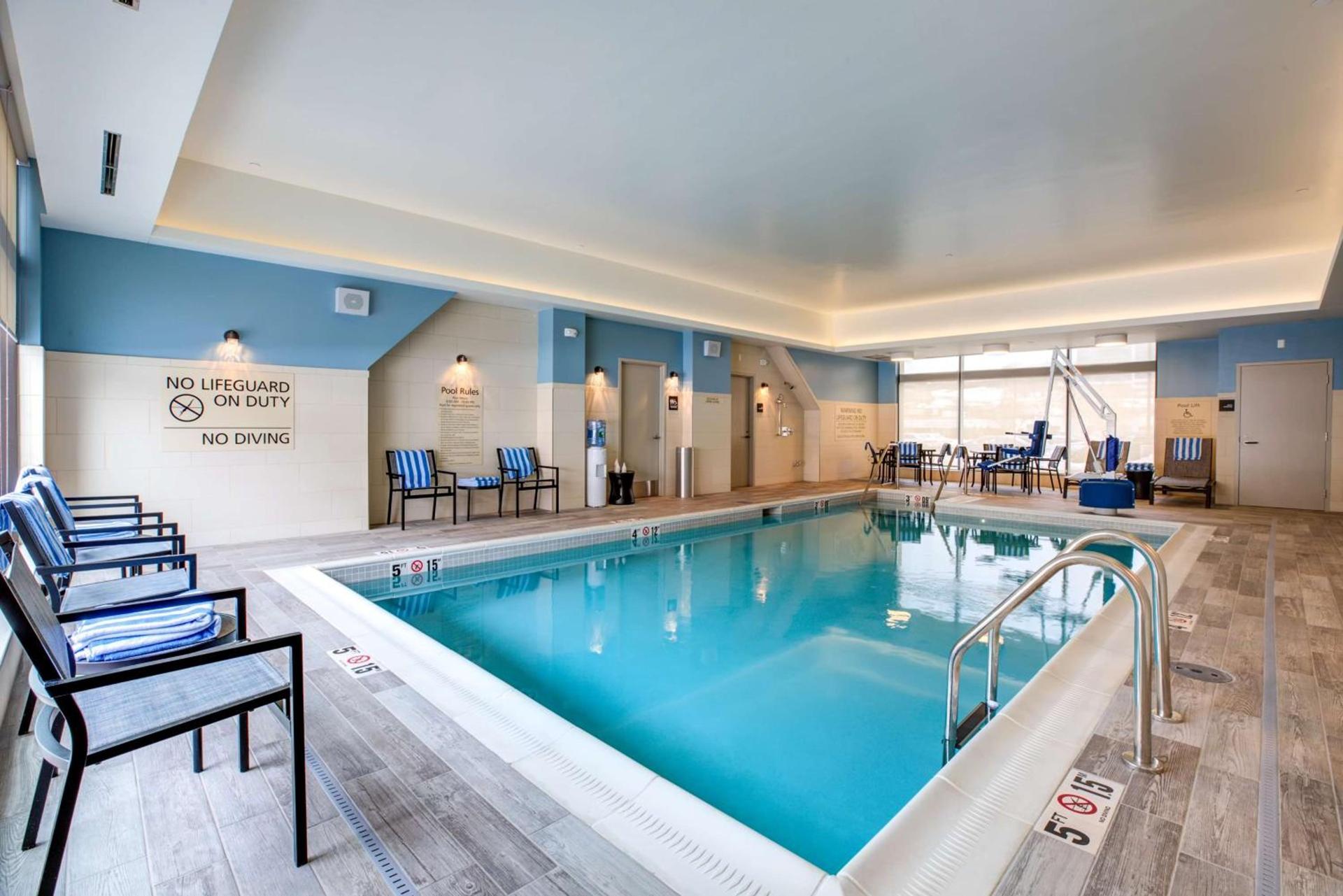 Hampton Inn & Suites Boston/Waltham photo 7
