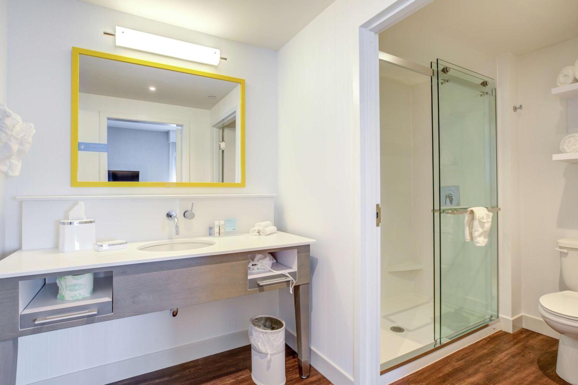 Hampton Inn & Suites Boston/Waltham photo 16
