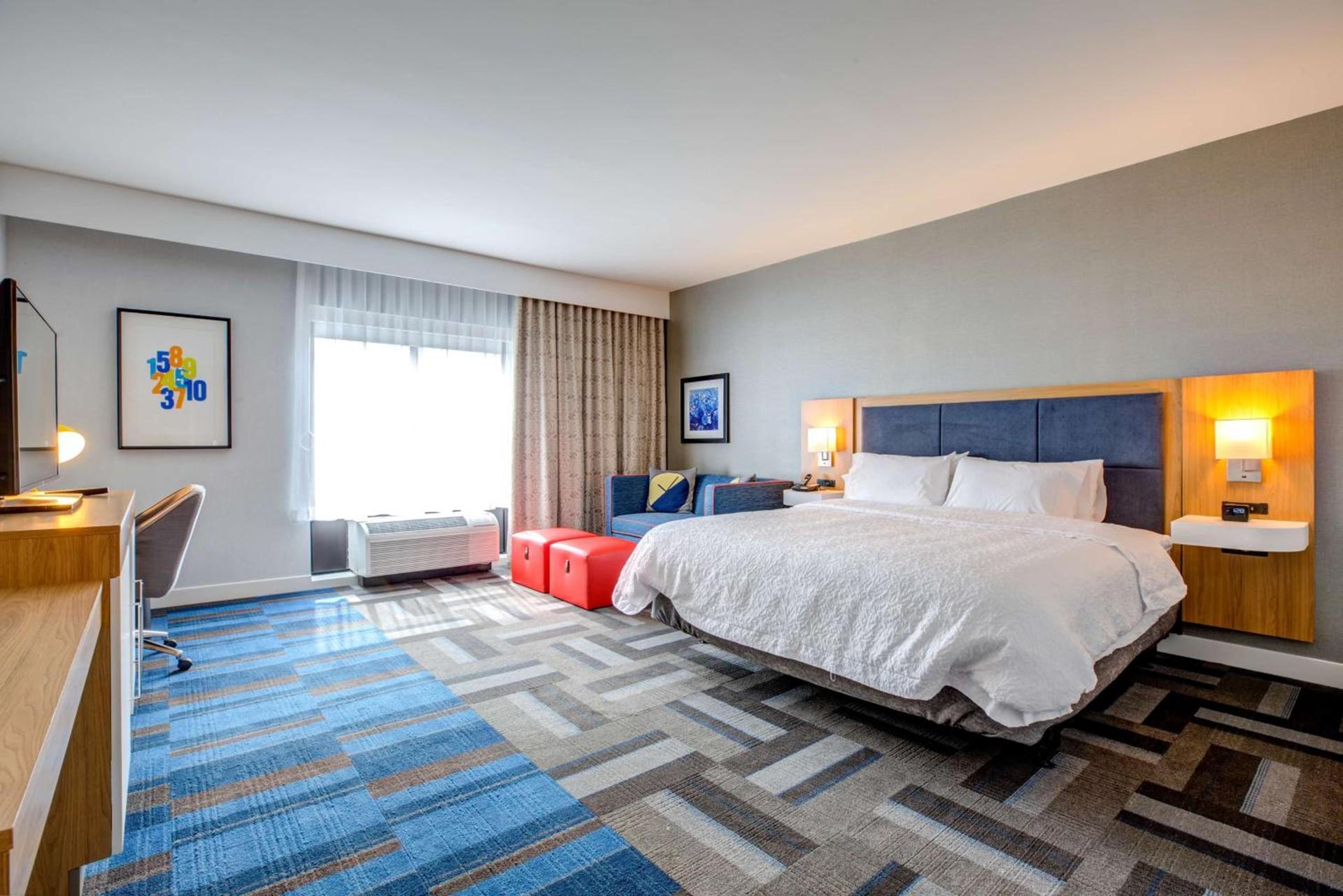 Hampton Inn & Suites Boston/Waltham photo 23
