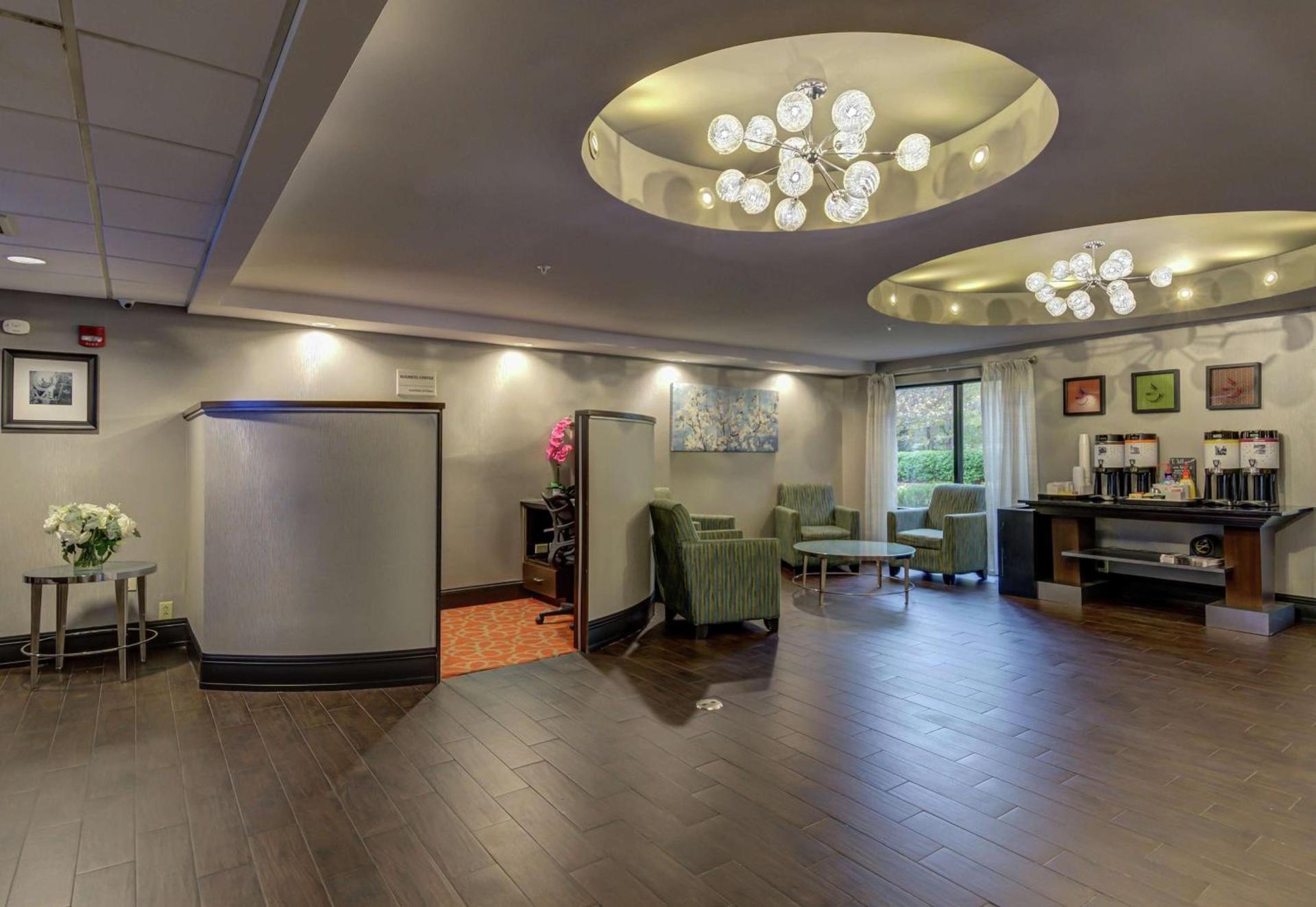 Hampton Inn Bowie photo 13