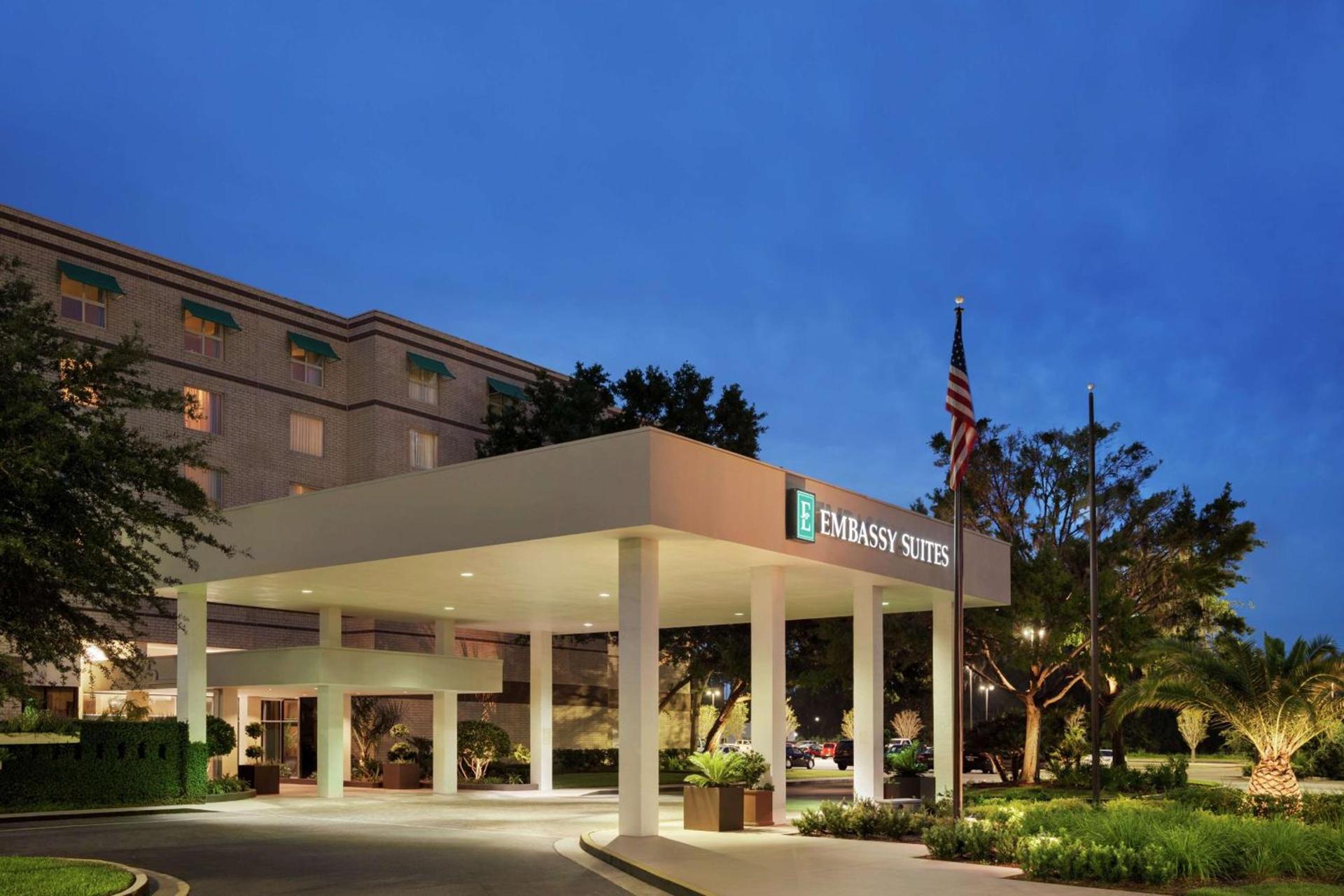 Embassy Suites Brunswick photo 2