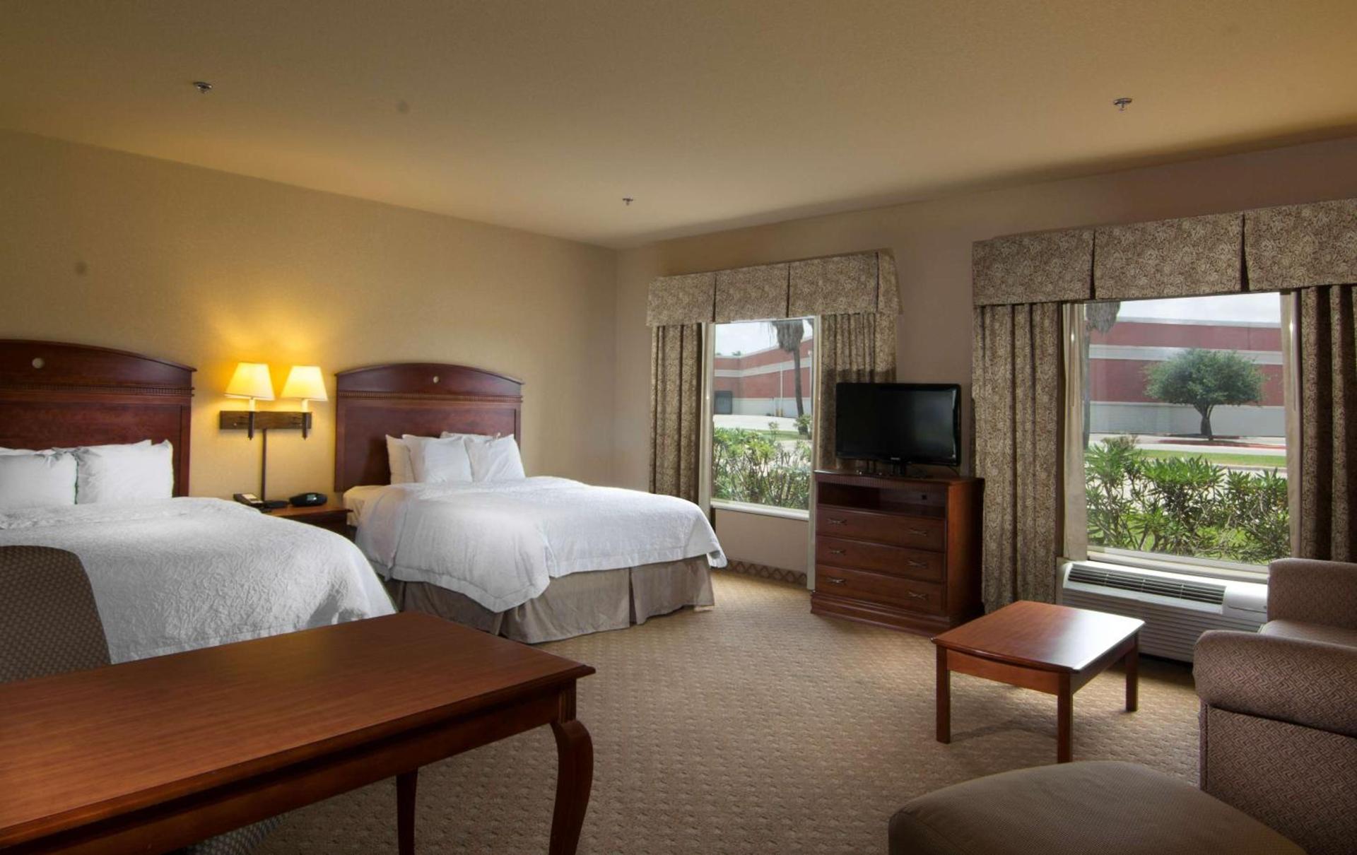 Hampton Inn and Suites-Brownsville photo 16