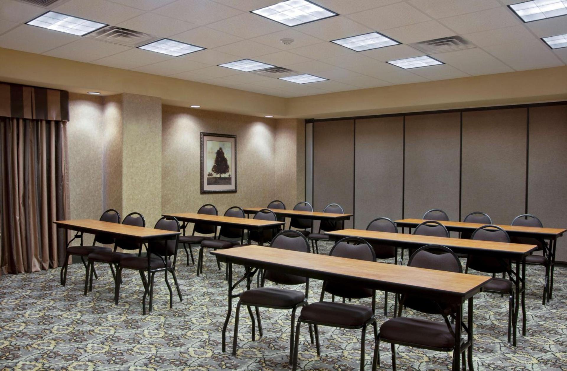 Hampton Inn and Suites-Brownsville photo 18