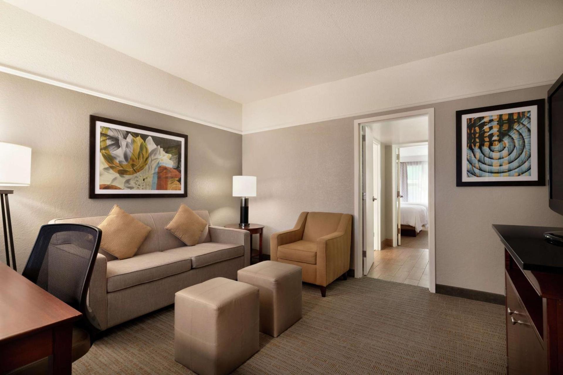 Embassy Suites Brunswick photo 20