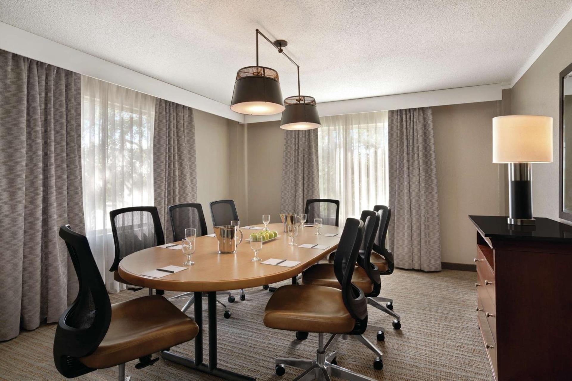 Embassy Suites Brunswick photo 26
