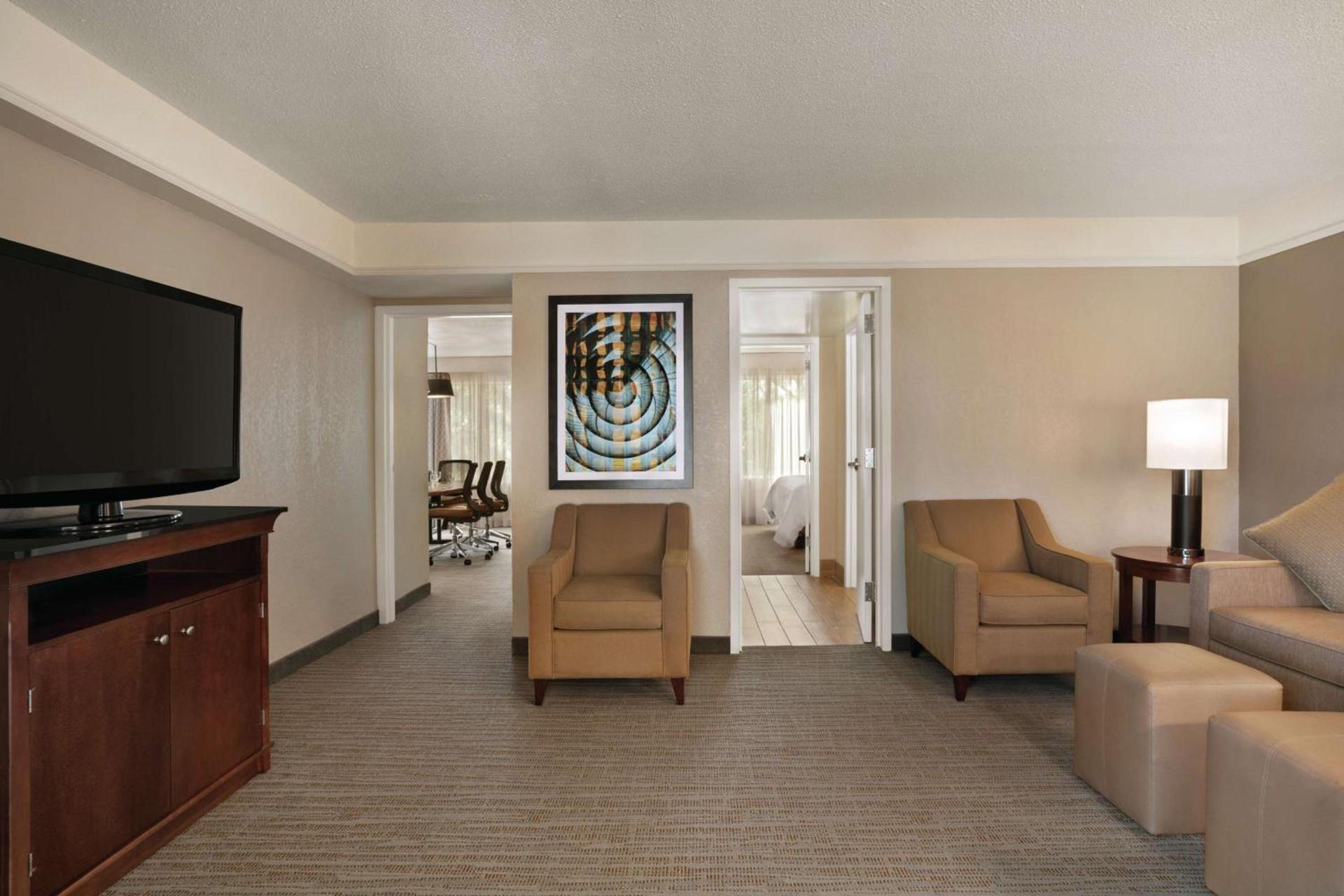 Embassy Suites Brunswick photo 50