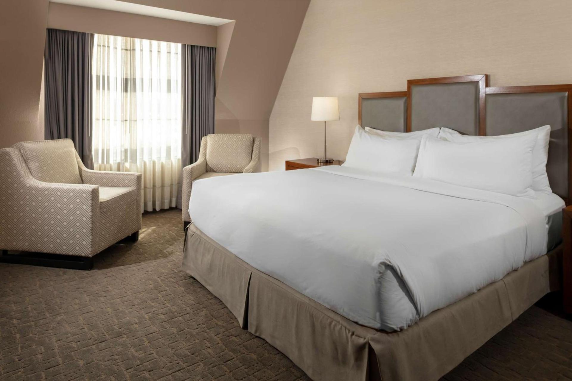 DoubleTree by Hilton Hotel Burlington Vermont photo 31