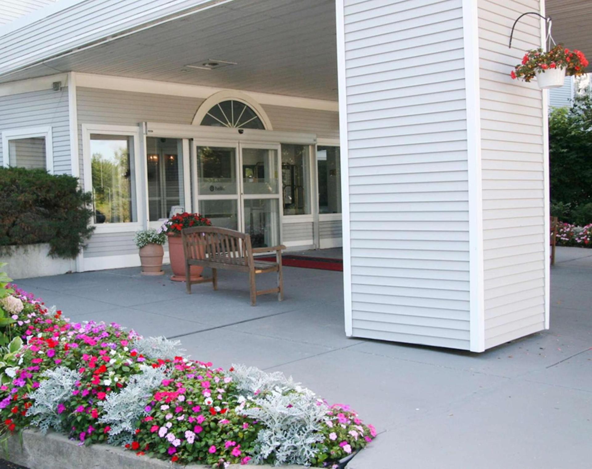 Hampton Inn Burlington - Colchester photo 3