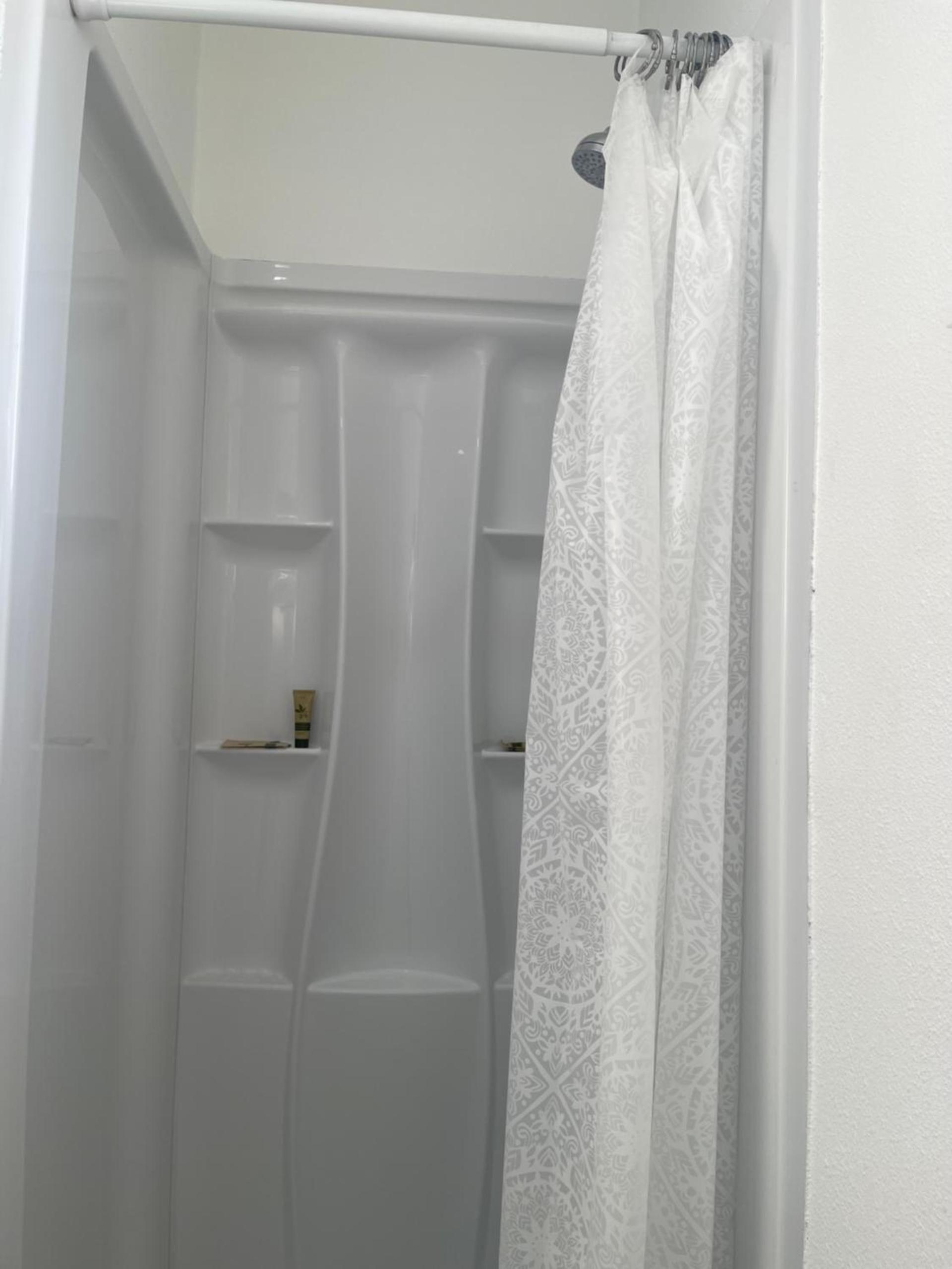 Town House Motel photo 3