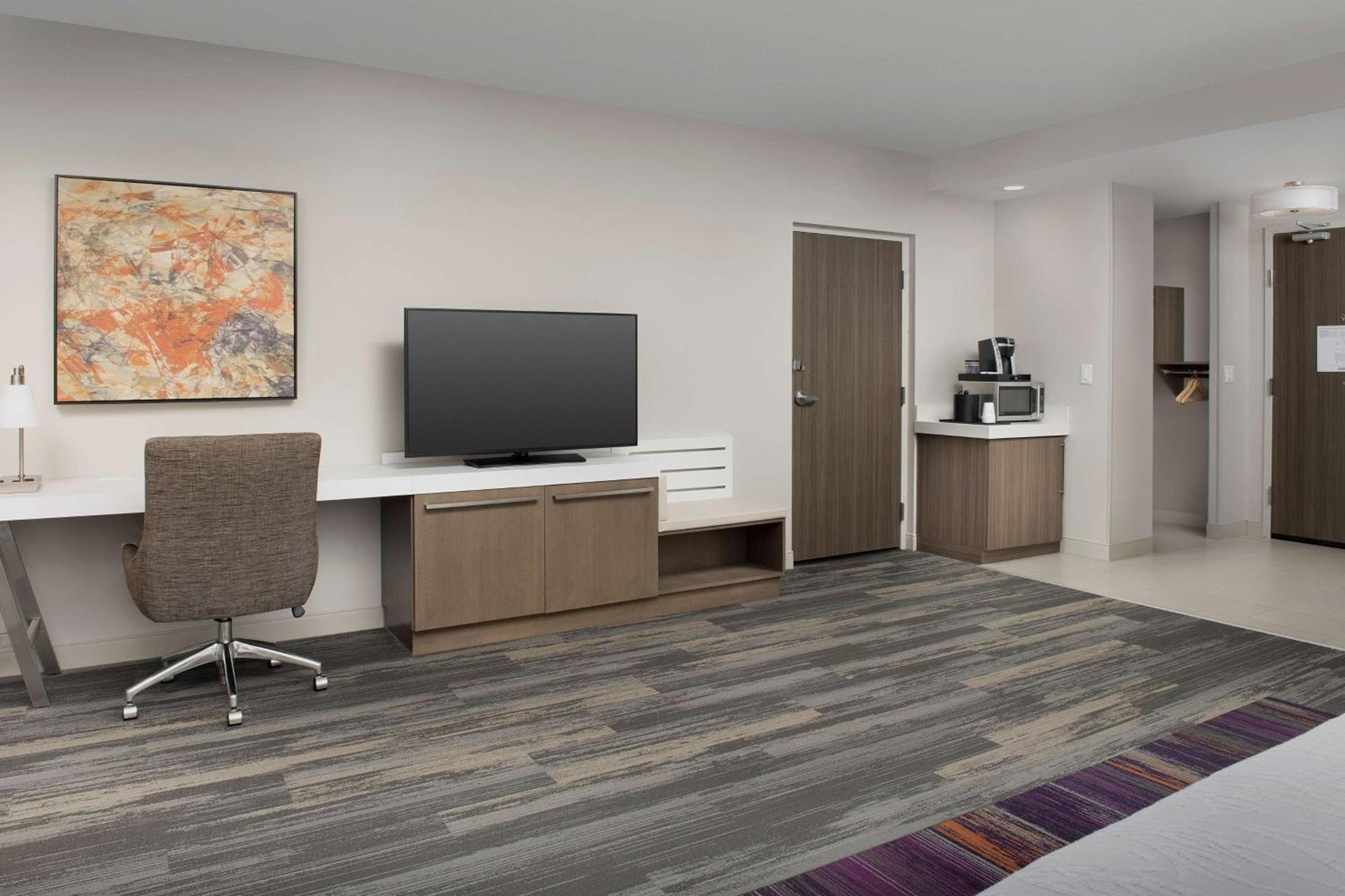Hilton Garden Inn Columbia Airport, SC photo 21