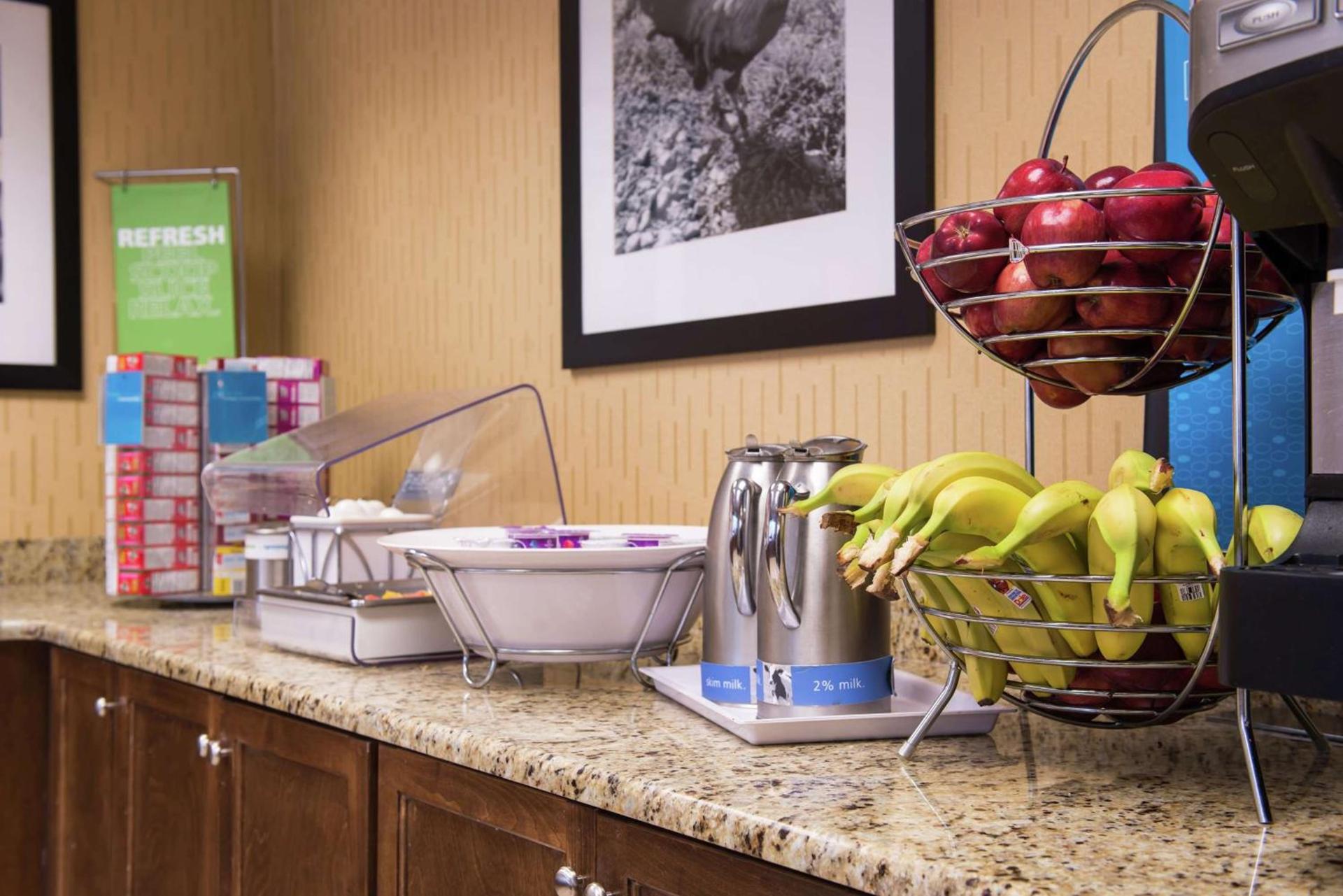 Hampton Inn Columbia Northeast-Fort Jackson Area photo 14
