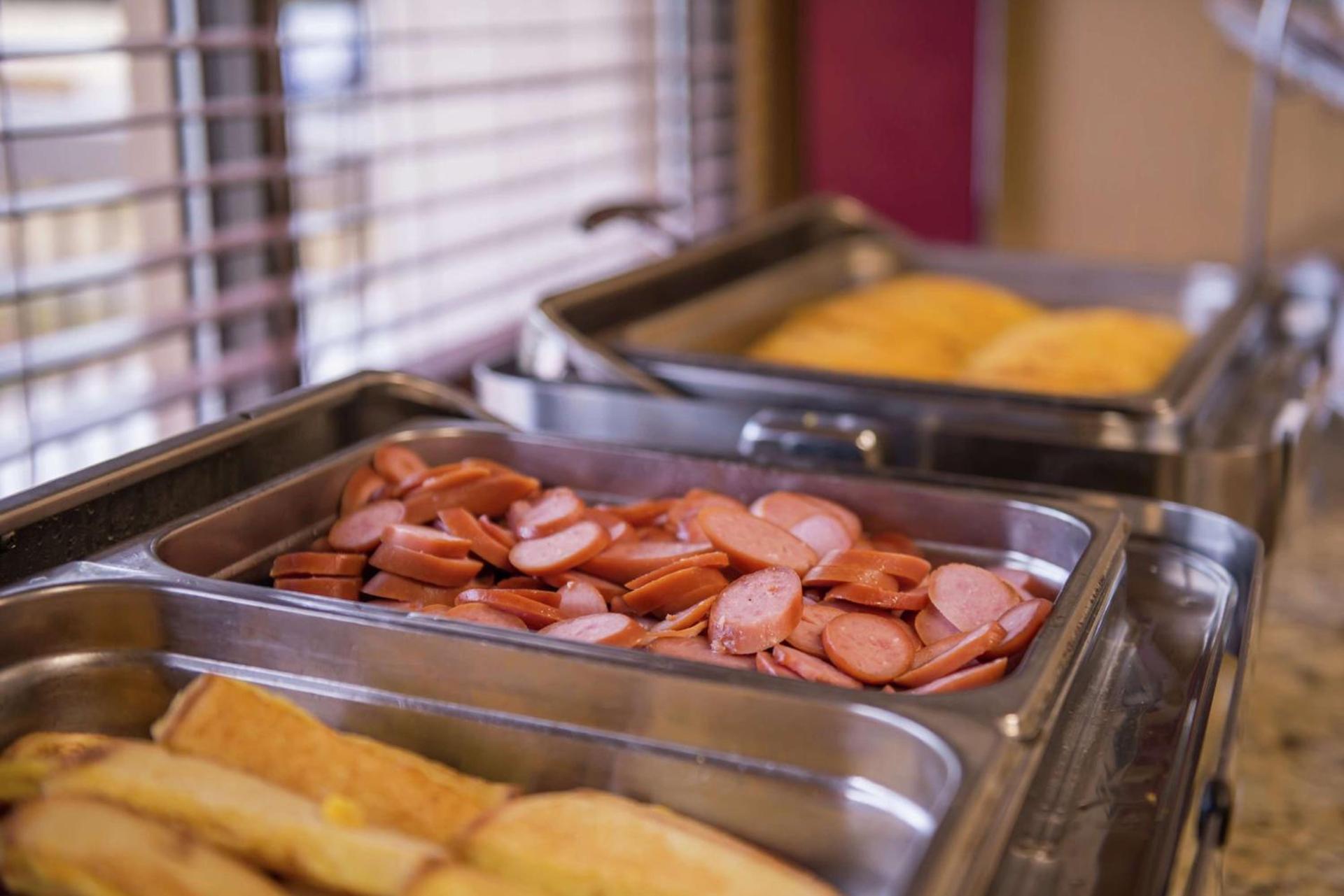Hampton Inn Columbia Northeast-Fort Jackson Area photo 16