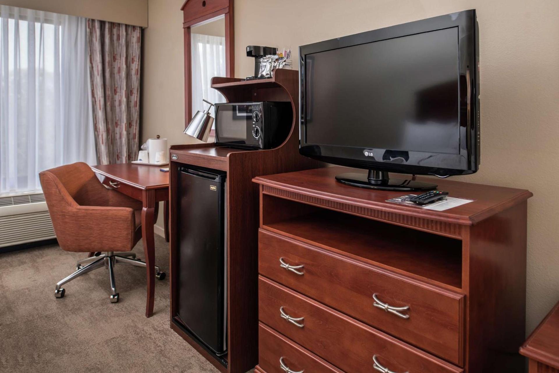 Hampton Inn Columbia Northeast-Fort Jackson Area photo 41