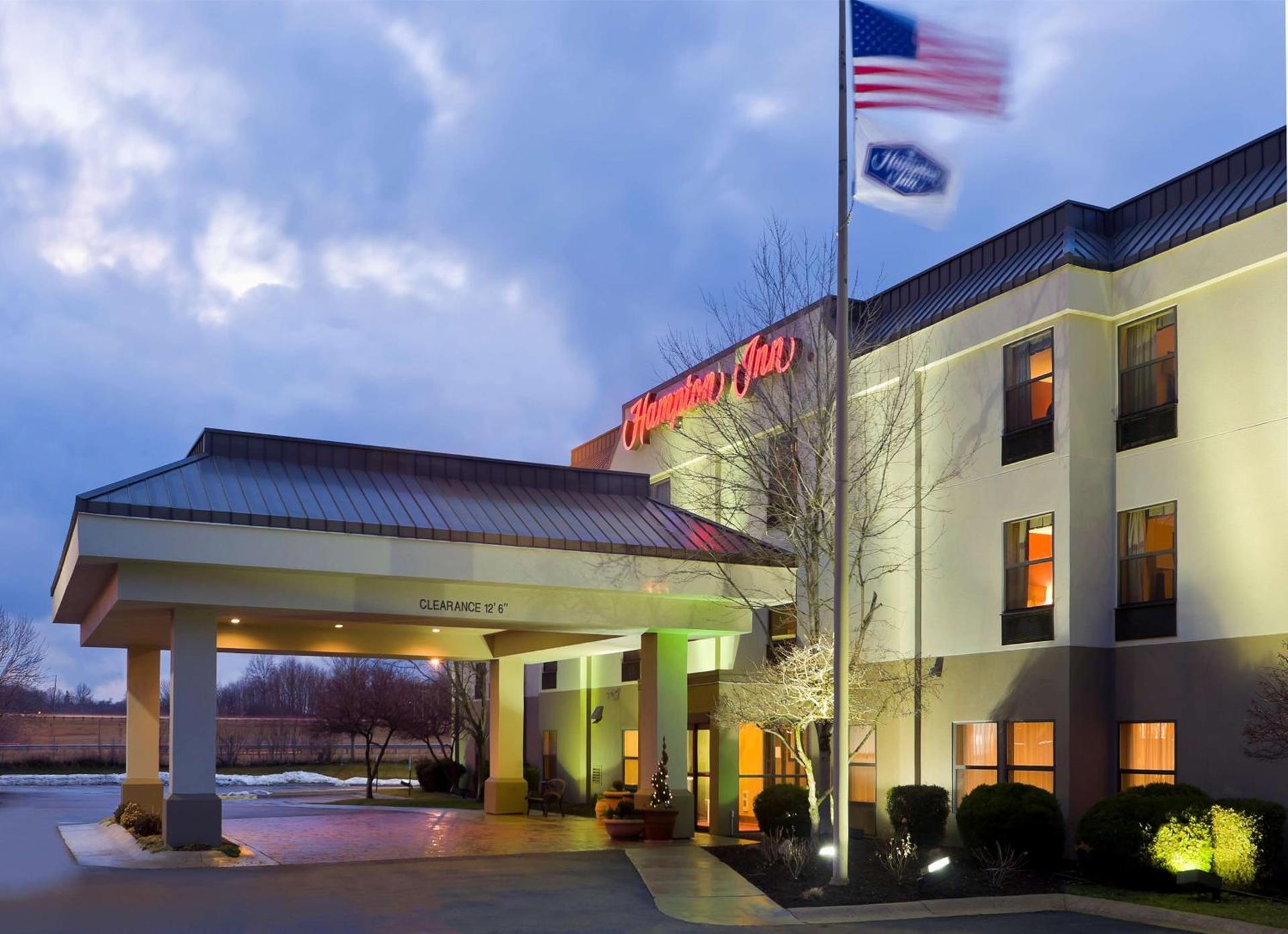 Hampton Inn Akron-Fairlawn photo 3