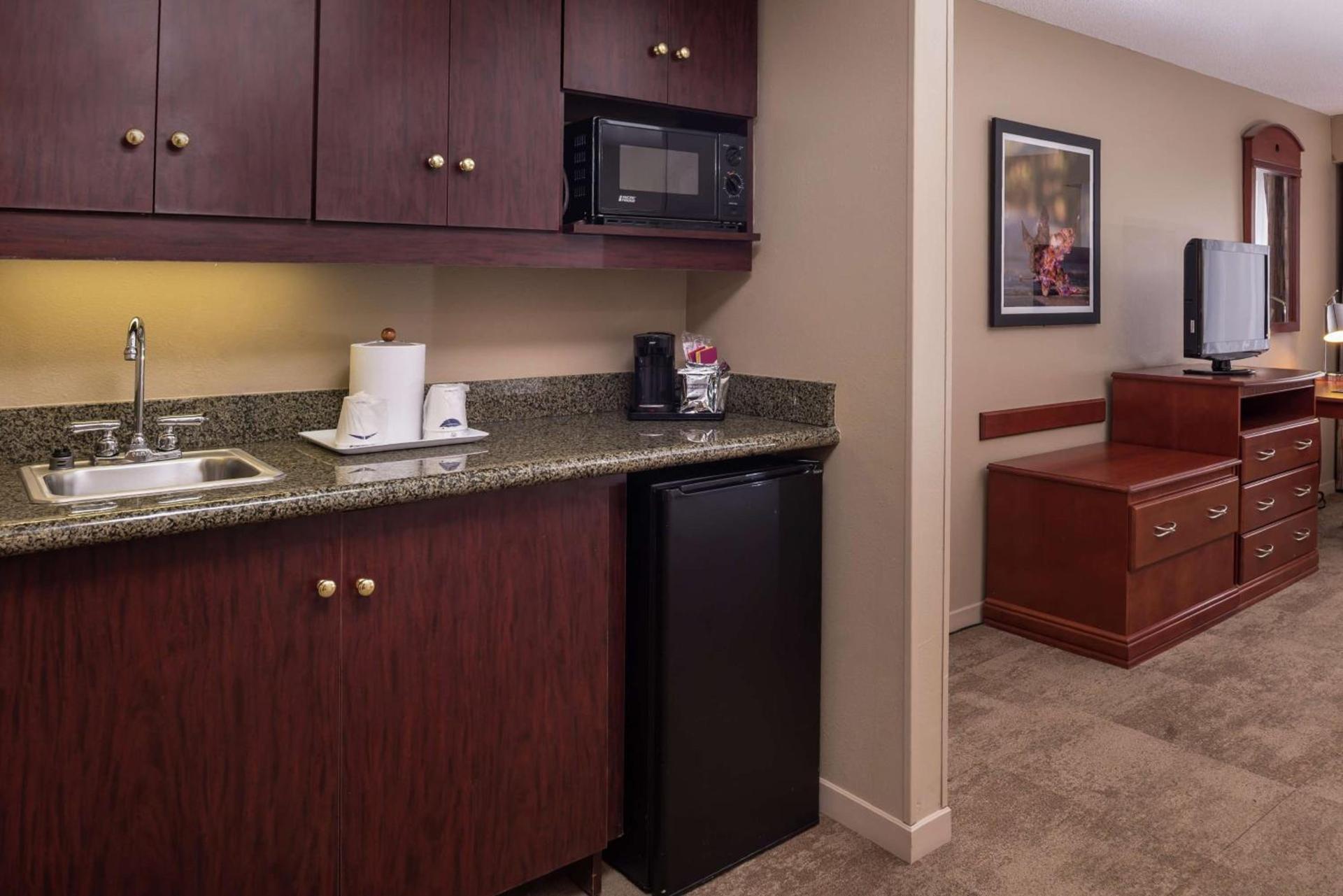Hampton Inn Columbia Northeast-Fort Jackson Area photo 52