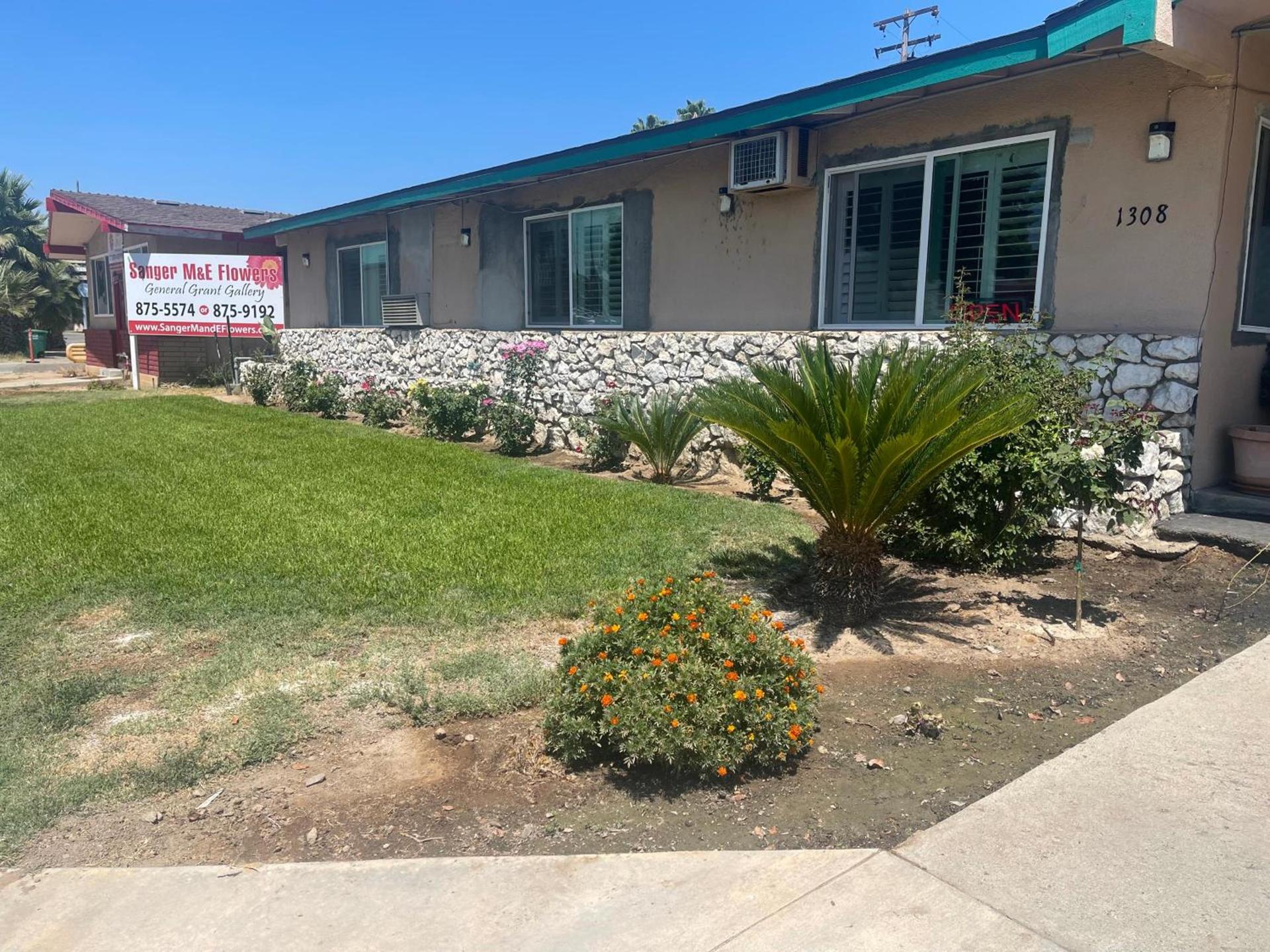 Town House Motel photo 9