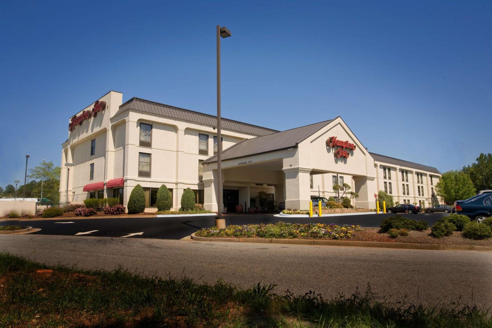 Hampton Inn Atlanta-Newnan photo 2