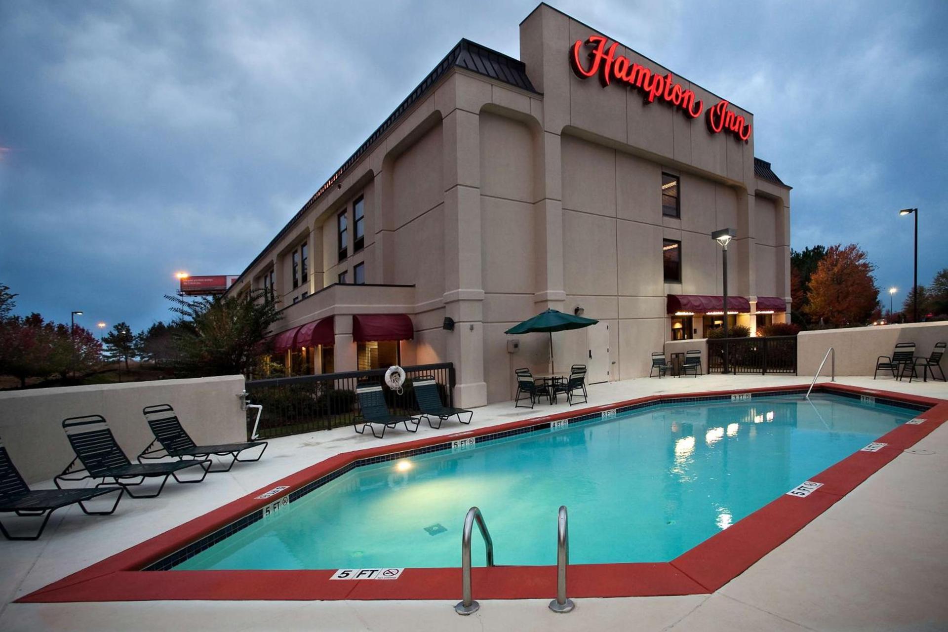 Hampton Inn Atlanta-Newnan photo 9