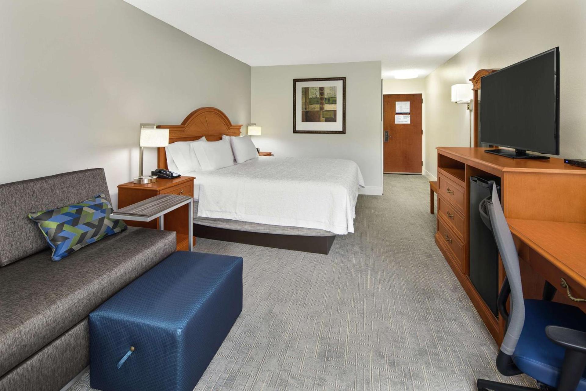 Hampton Inn Atlanta-Newnan photo 28