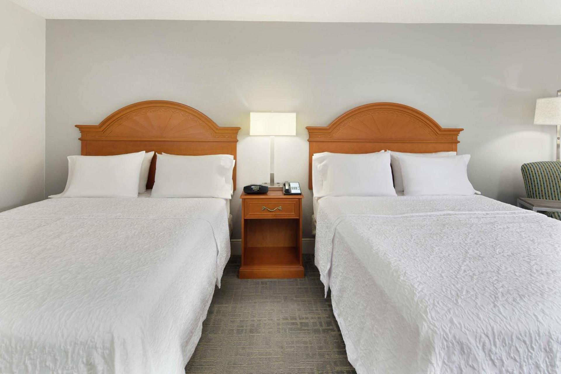 Hampton Inn Atlanta-Newnan photo 29