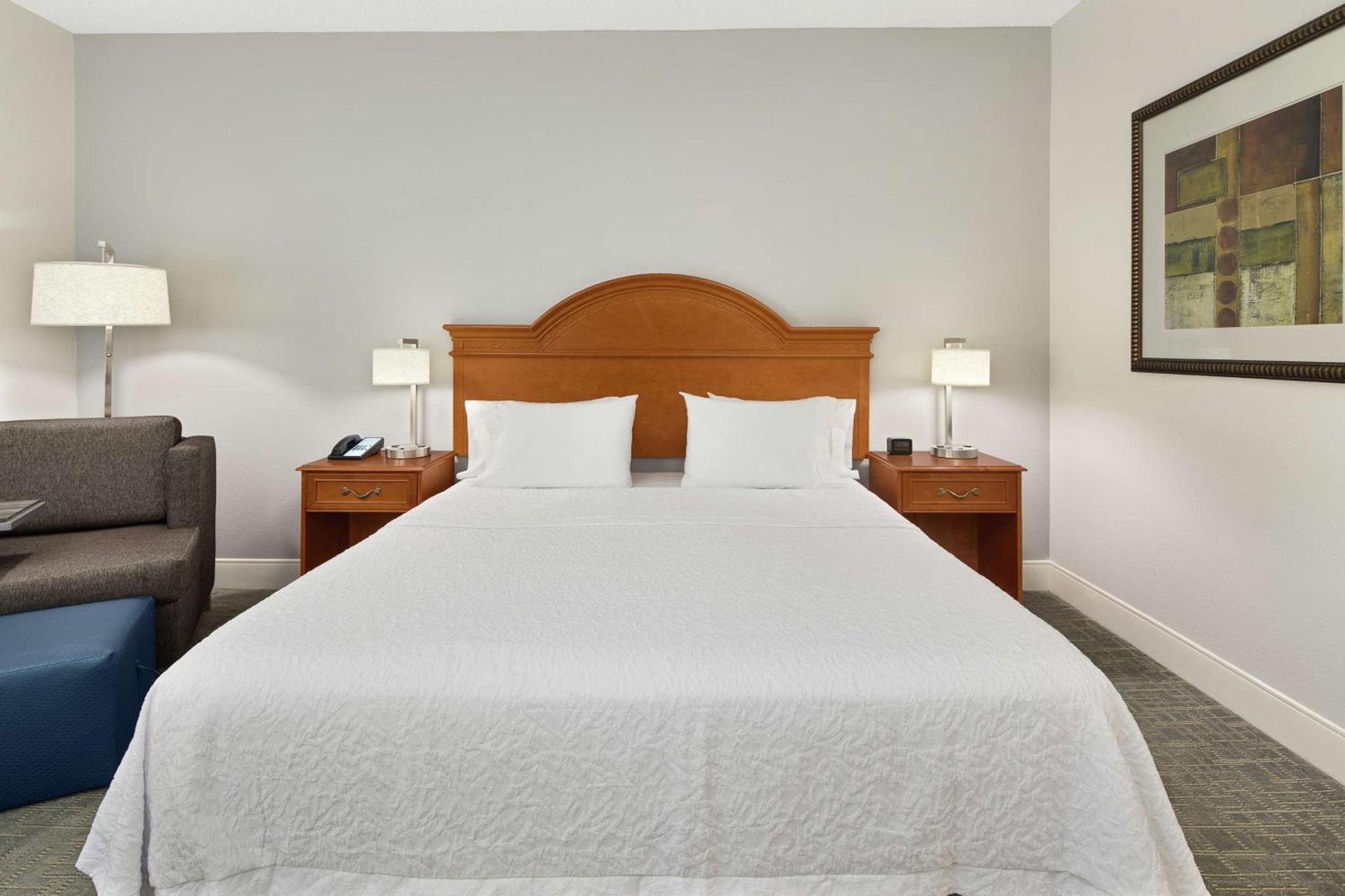 Hampton Inn Atlanta-Newnan photo 30