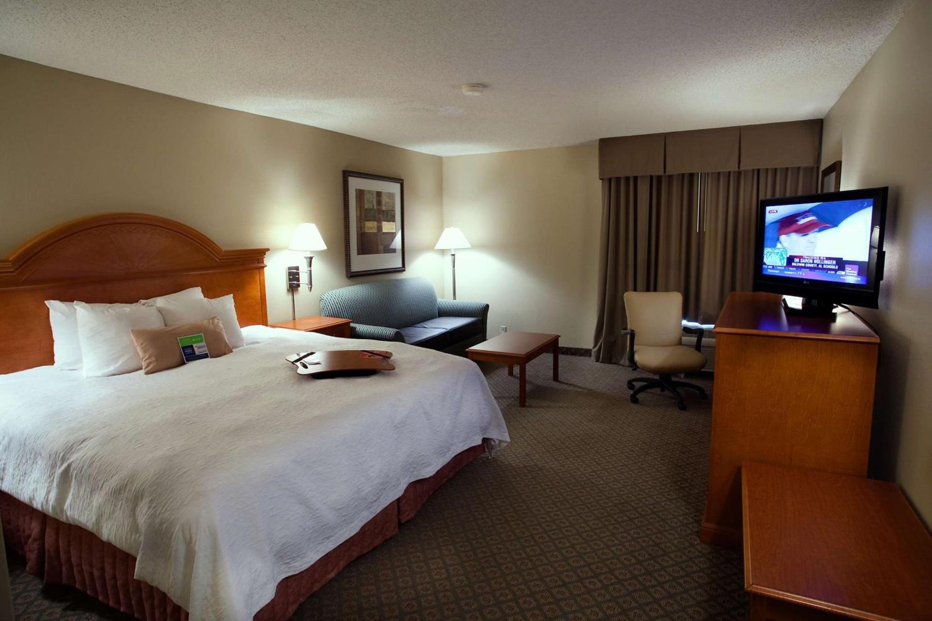 Hampton Inn Atlanta-Newnan photo 37