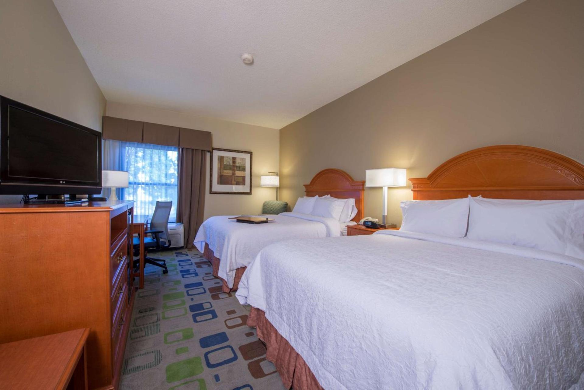 Hampton Inn Atlanta-Newnan photo 41